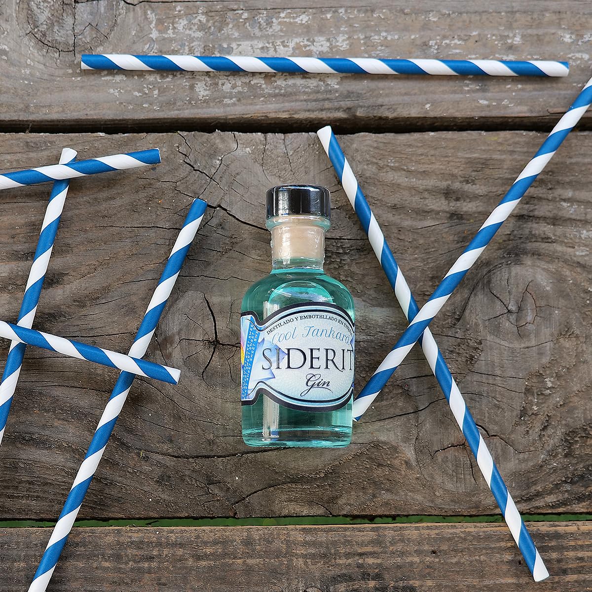 SIDERIT Gin CoolTankard 43% Vol, Pack 12 Miniaturas 50ml – Ginebra artesanal con flor de borraja y botánicos. Destilación en vidrio para pureza excepcional. Dulce y floral.