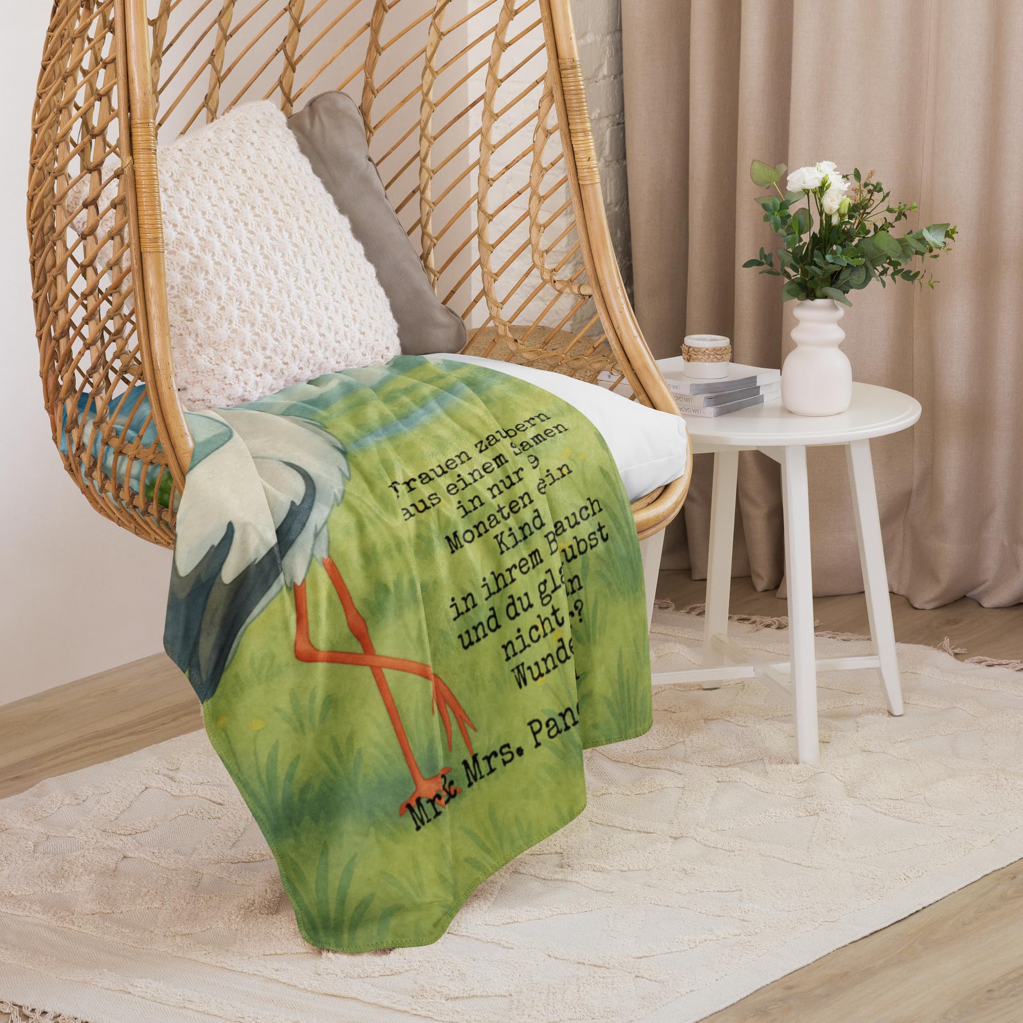 Mr. & Mrs. Panda Decke Storch Design 100 x 150 cm - Geschenk, Gute Laune, Winterdecke, Geburt, Störche, Tagesdecke, Schwangerschaft, Heimdecke, Schwanger, Baby, Wärmedecke, Mütter, Kuscheldecke