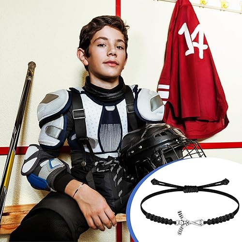 Miniatura 5 de Remuuly El juego de 48 piezas de recuerdos de fiesta de hockey incluye 24 llaveros de hockey sobre hielo, 24 pulseras ajustables de hockey para
