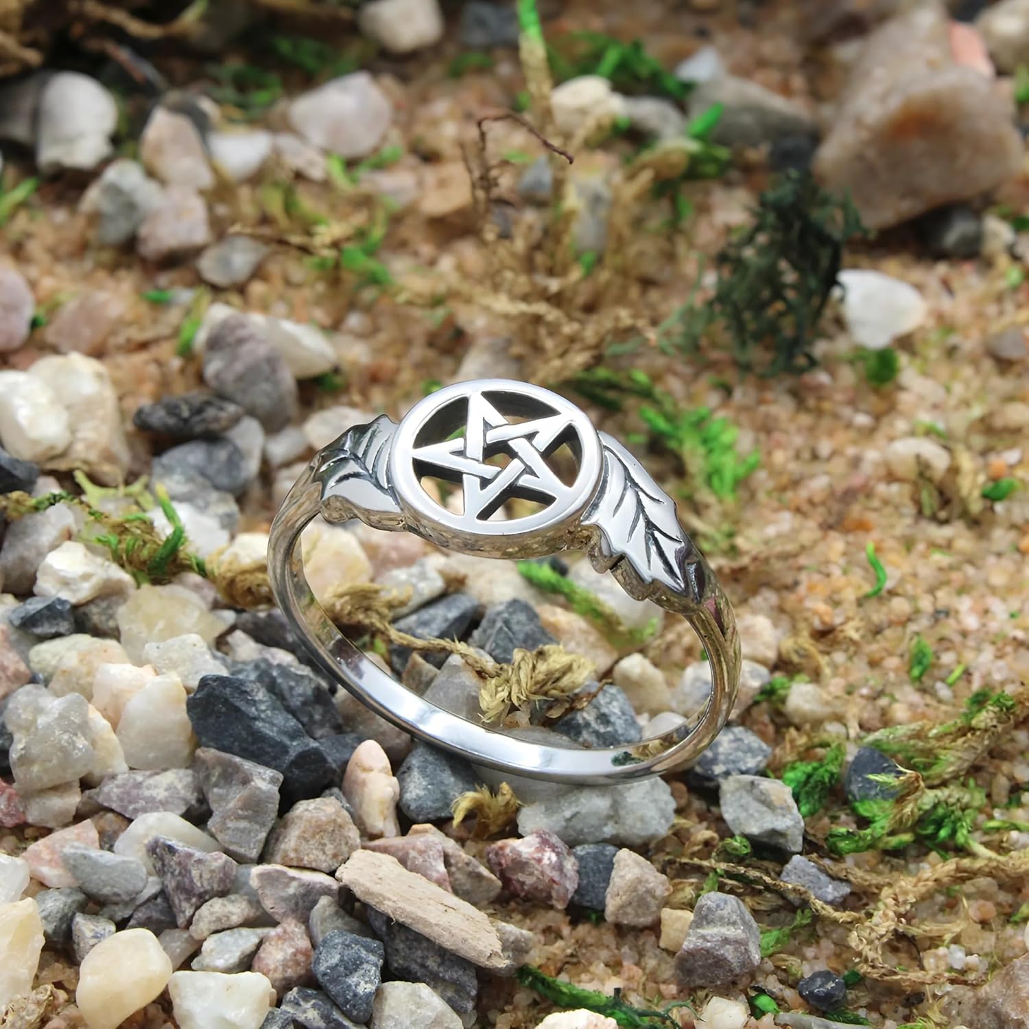 Moonlight Mysteries Oak Pentacle Ring | 925 Sterling Silver Wiccan Witch Pentagram Ring for Women | Size 4-15