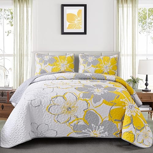 Luxudecor Floral Quilt Set Queen Size 3 Pieces Yellow Flower Bedspread with Pillow Shams Lightweight Soft Microfiber Bed Cover for All Seasons 96"x90"