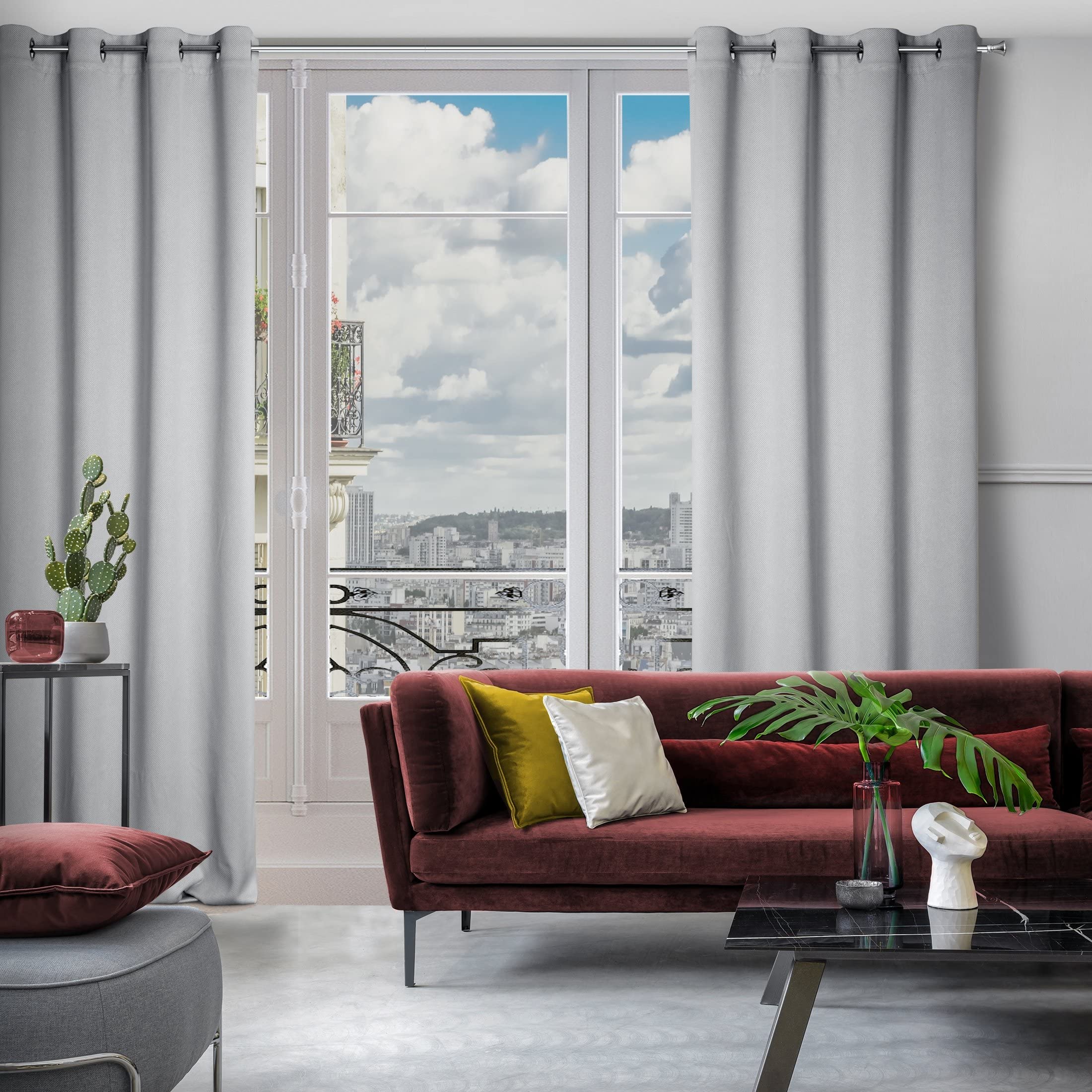 Eurofirany AMARO Schwer 340 g/m2 Blackout Vorhang mit Ösen 1 Stk. Thermovorhang Blickdicht Wärmeisolierender Kälteschutz Verdunklungsgardine Abdunkeln Struktur Wohnzimmer Schlafzimmer 135x250cm Silber