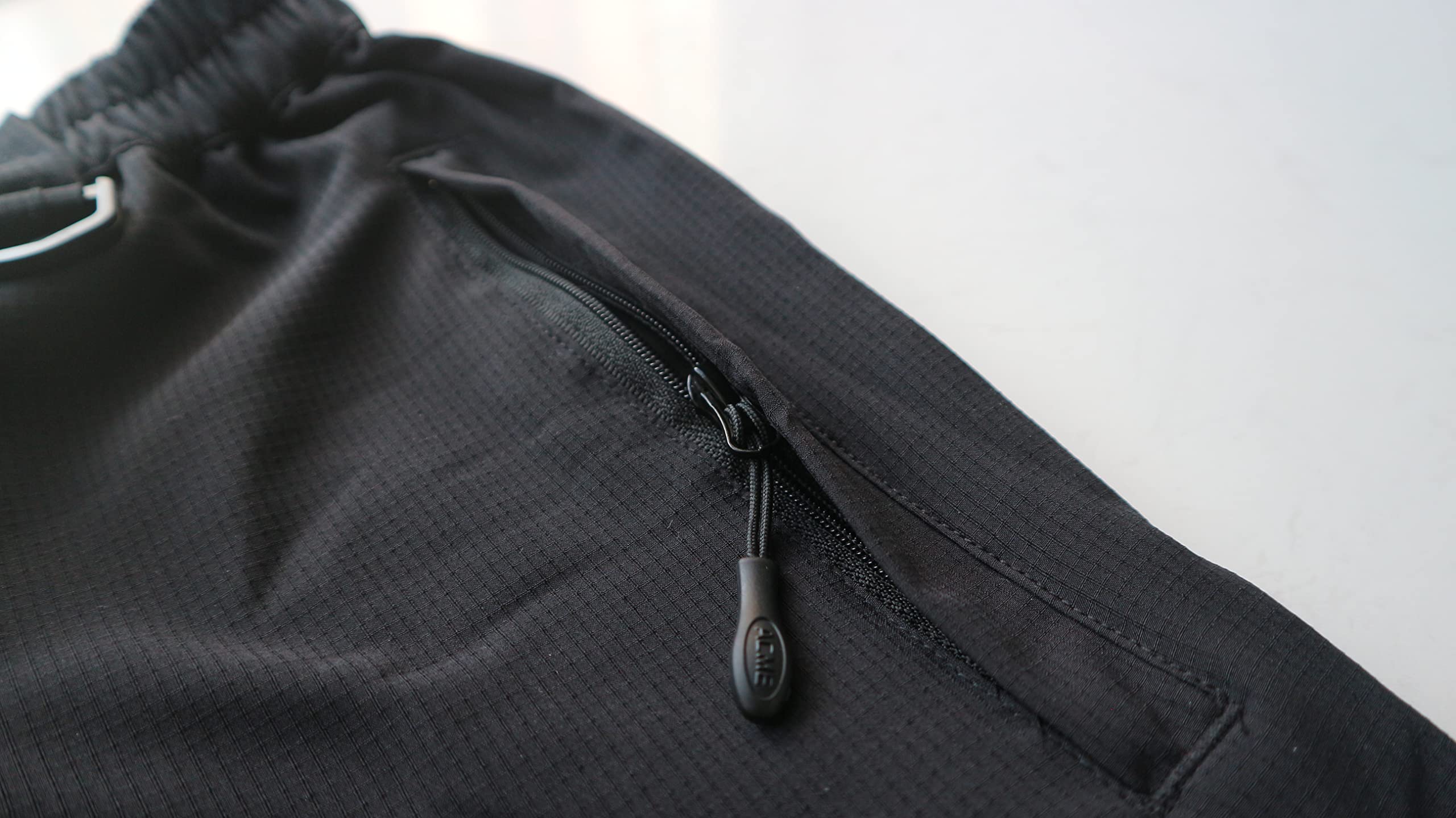 Acme Projects Herren Leichte Wanderhose – Wasserabweisend, Schnell Trocknend, Atmungsaktiv und Dehnbar für Wandern, Reisen und Freizeit