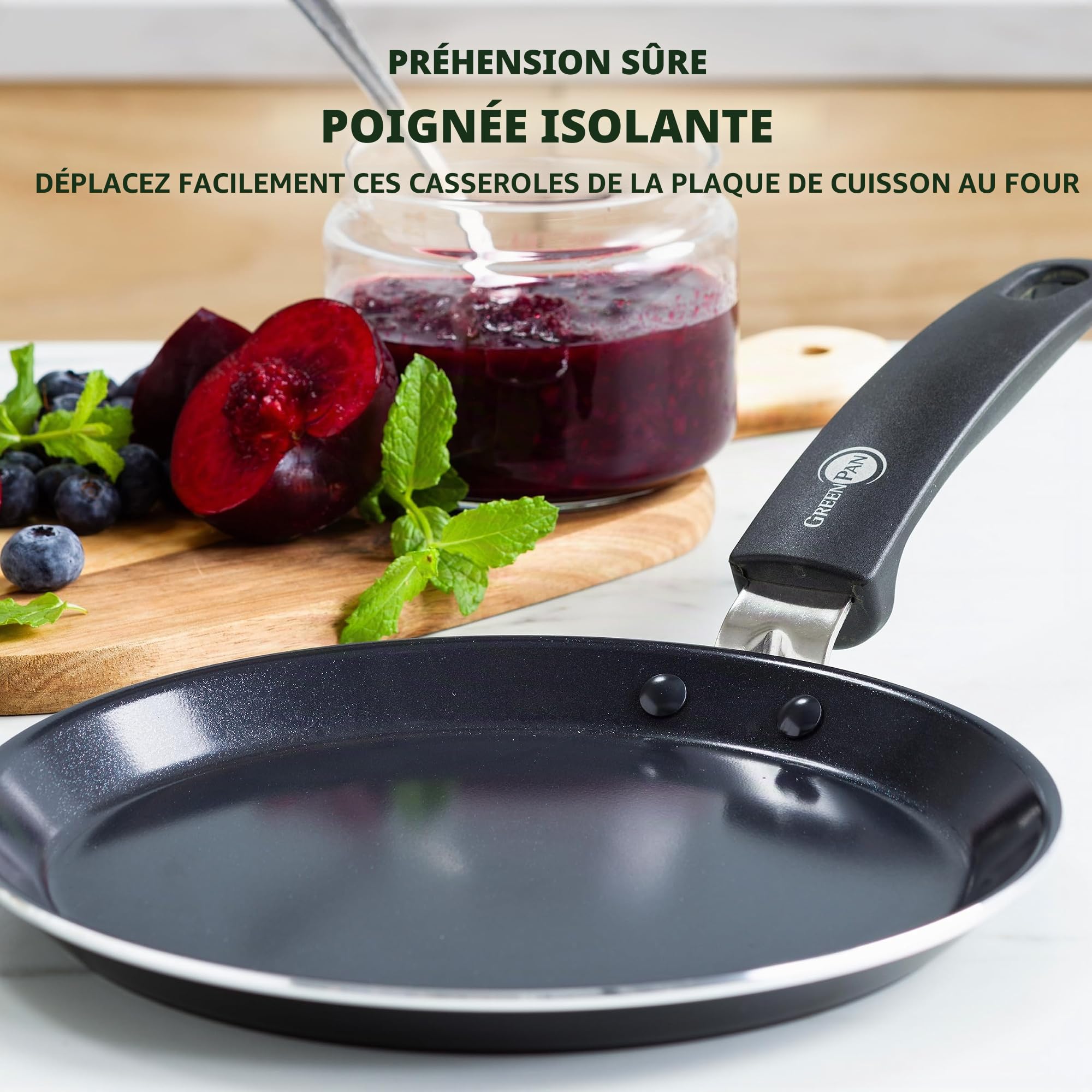 GreenPan Essentials Poêle à Crêpes Antiadhésive en Céramique Saine de 24 cm, Sans PFAS, Induction, Va au four et au gril jusqu'à 160°C, Va au lave-vaisselle, Noir