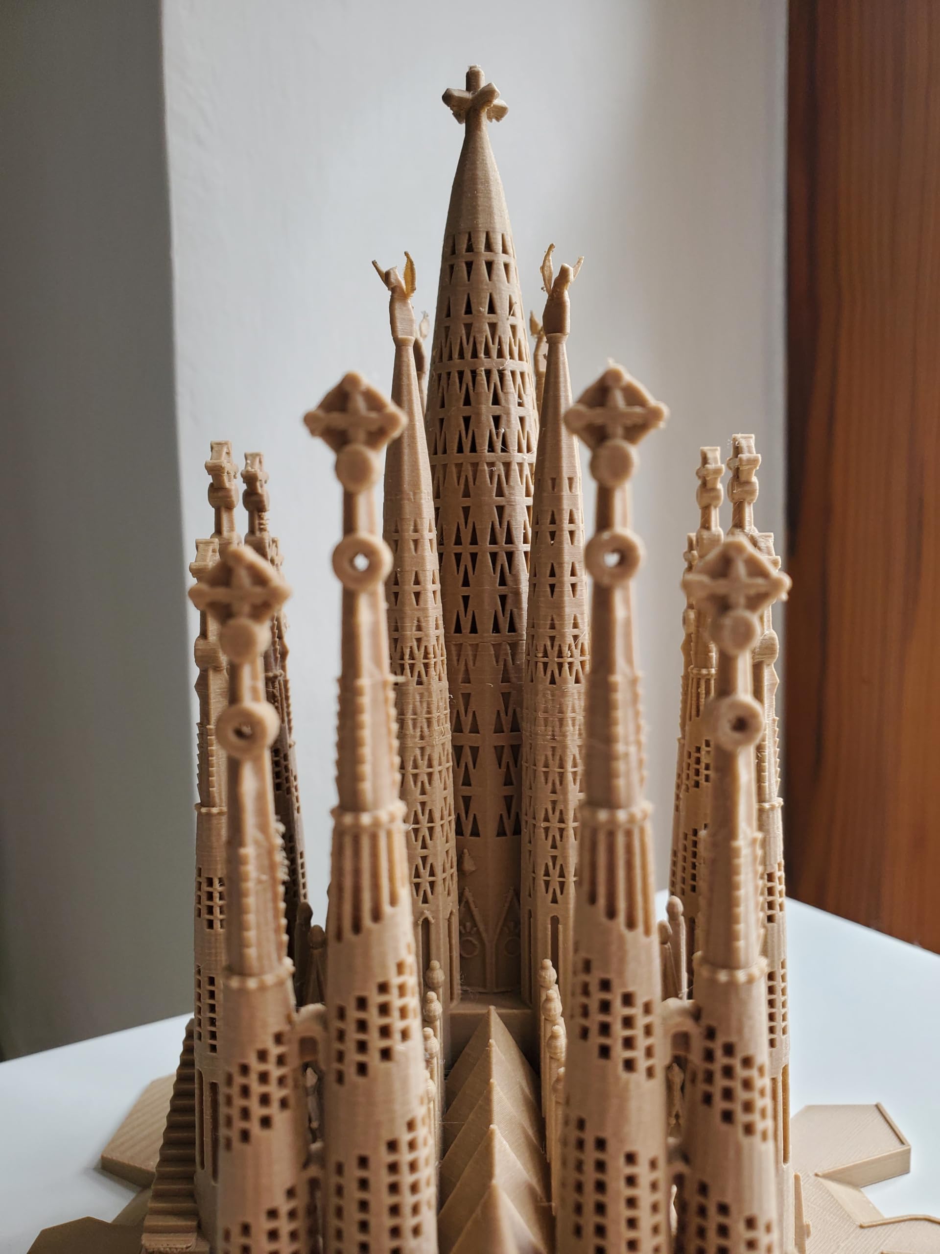 Generico Sagrada Familia, Barcelona Landmark Model, Architectural Sagrada Familia Model, Unique Barcelona Souvenir, Artistic Sagrada Model