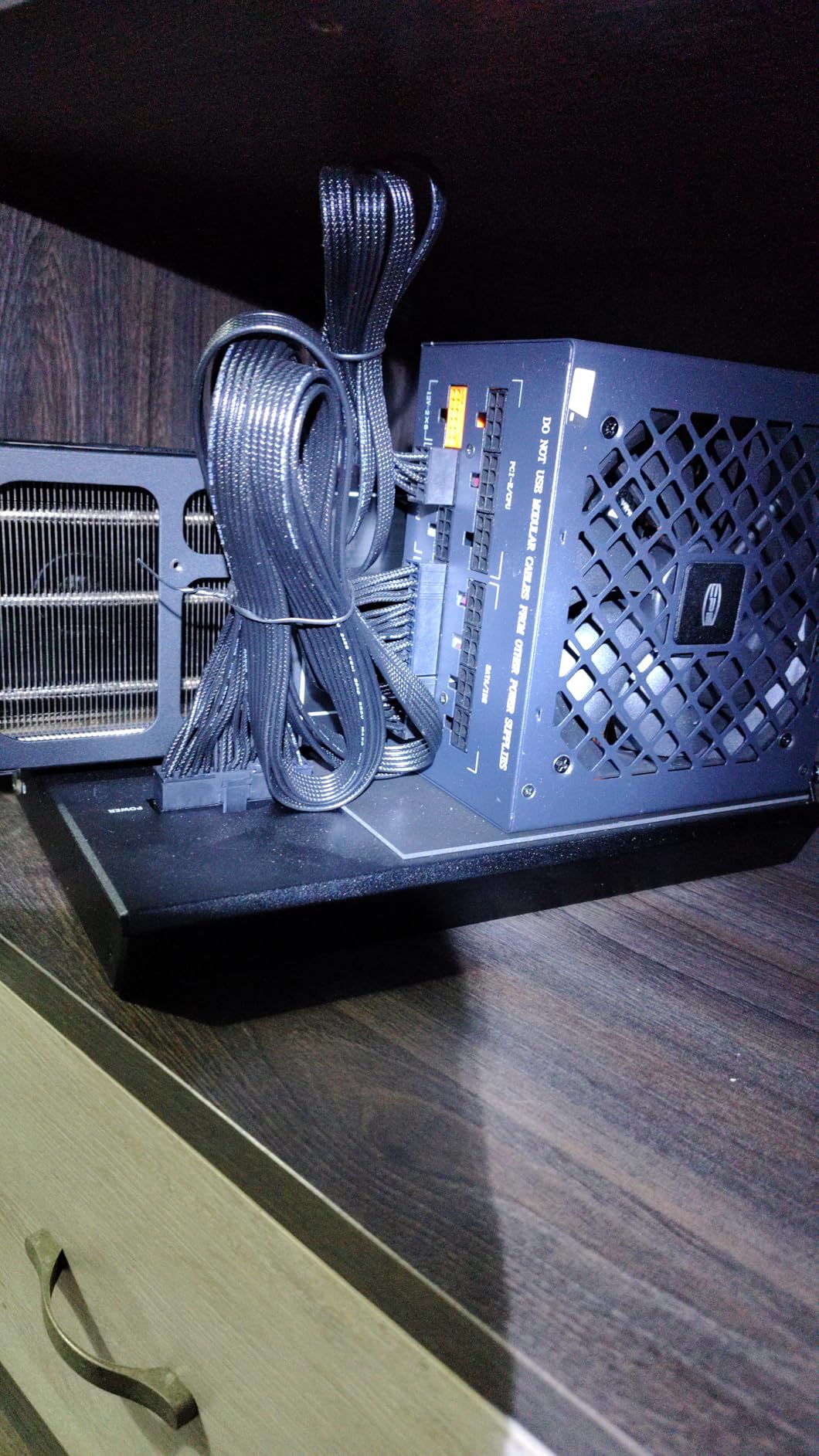 PCCOOLER KN750 cable routing