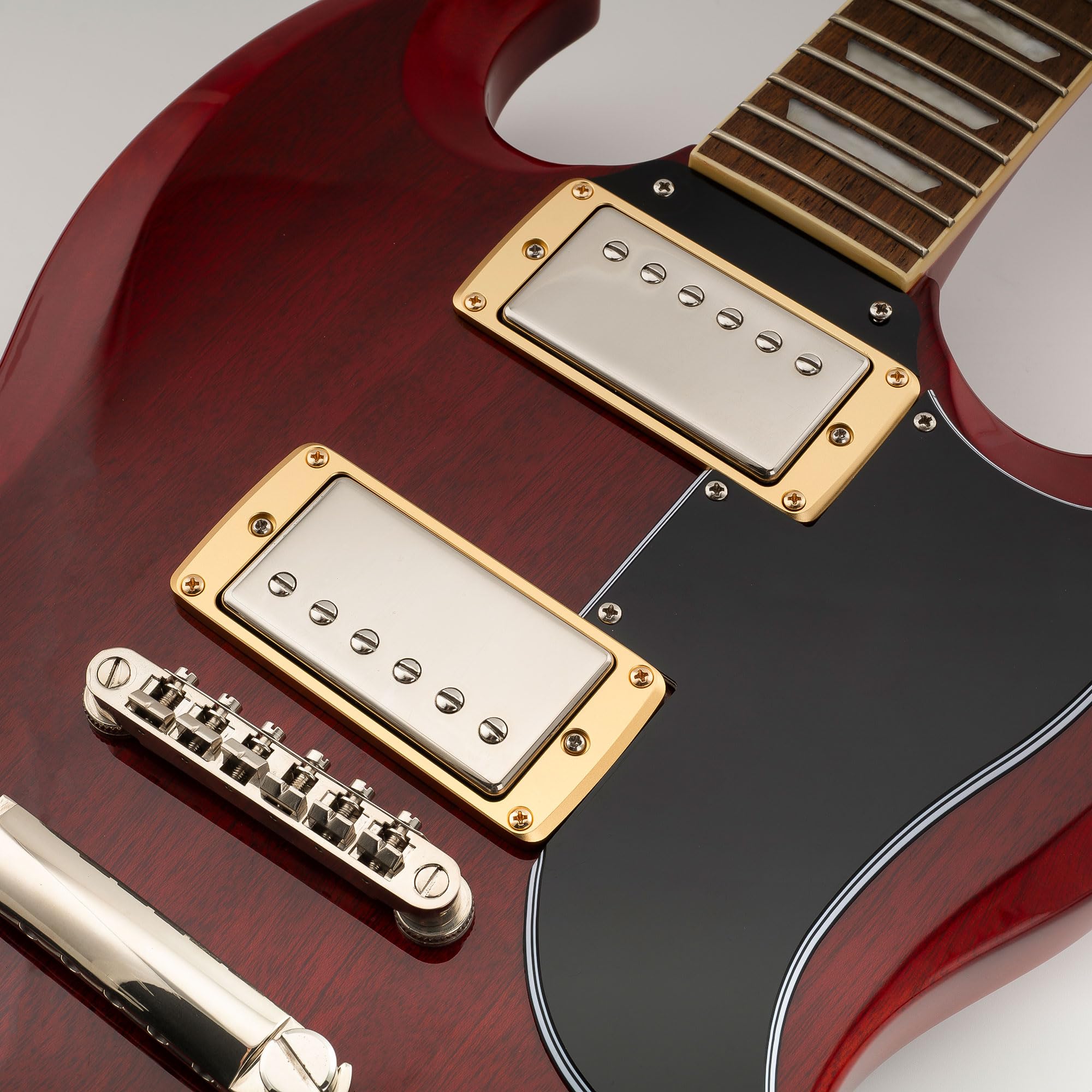Musiclily Ultra Fondo Plano Biselado Marco de Pastilla Humbucker de Aluminio para Guitarra Eléctrica tipo Epi SG, Dorado (3mm +5mm)