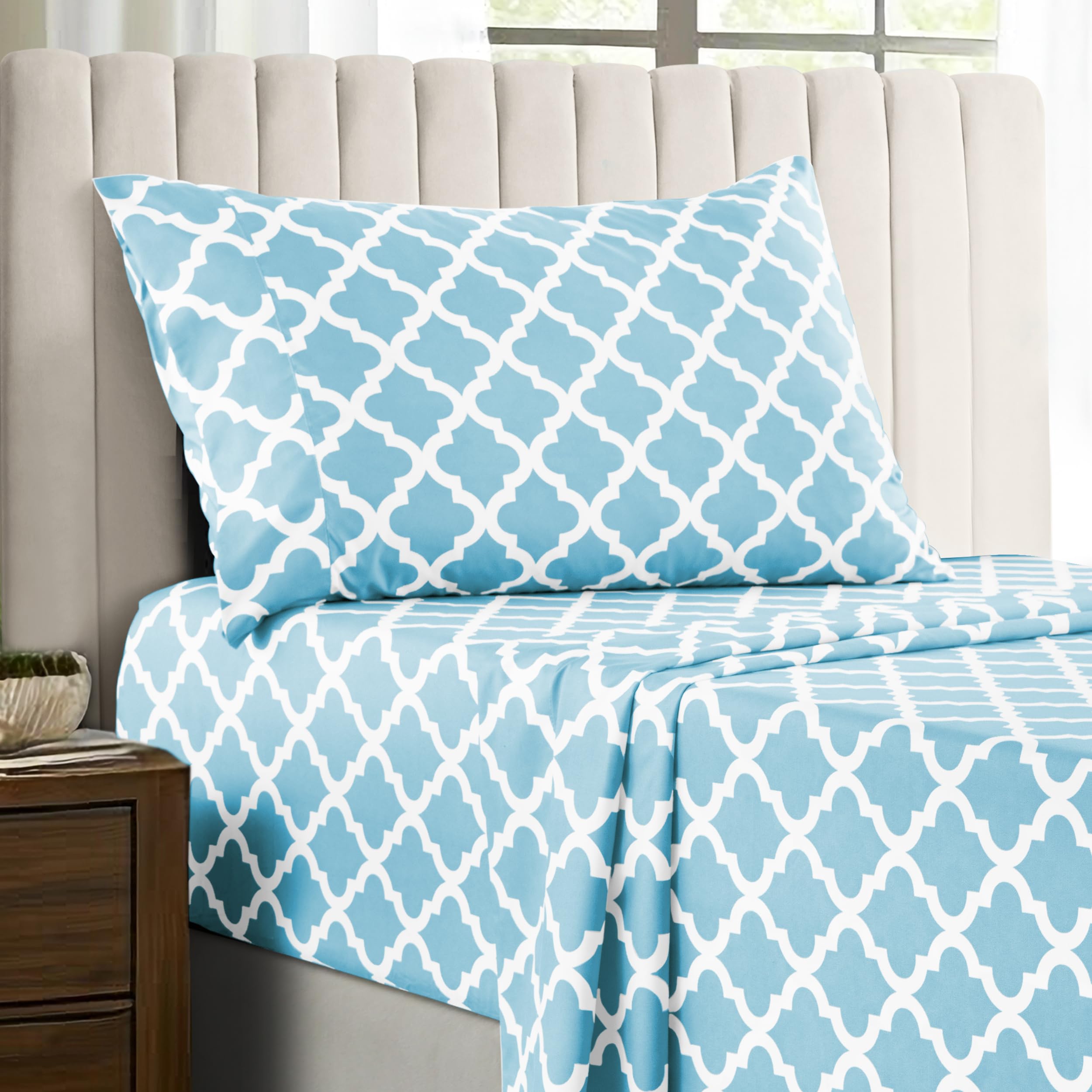 LUX Décor Quatrefoil Twin XL Sheet Set - 3 Piece Ultra-Soft Microfiber Bed Sheets with Flat Sheet, 16 Inches Deep Pocket Fitted Sheet & Pillowcases,