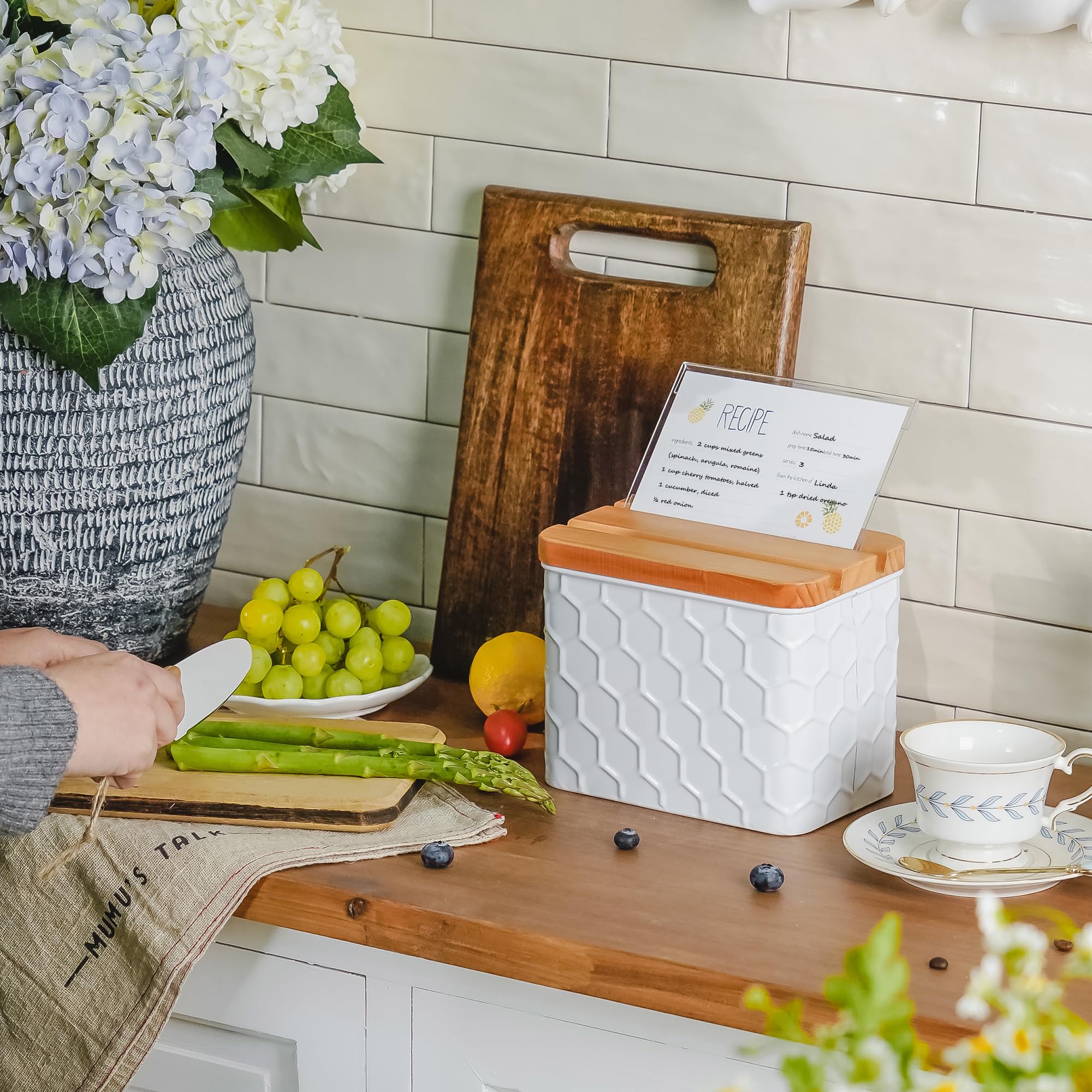 HOME PALETTE Recipe Box with Cards and Dividers Set 4x6 Recipe Holder for Kitchen Counter Metal White Honeycomb Pattern Embossed Recipe Card Box with Wooden Grooved Lid