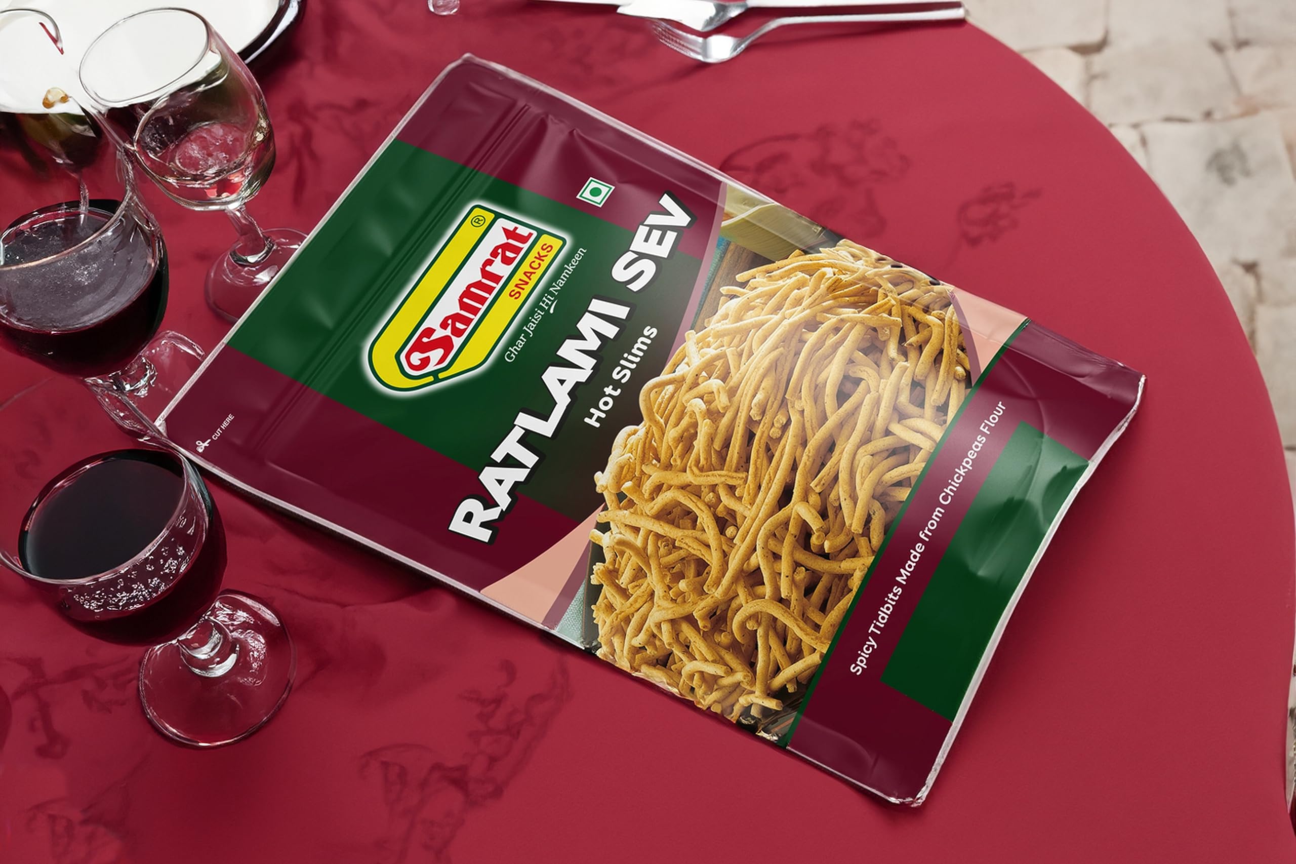 Samrat | Ratlami Sev Bhujia Hot Slims Magic of Spicy & Crispy Taste in Flavorful Namkeen Snacks | Ghar Jaisi Hi Namkeen | (1 KG) 2