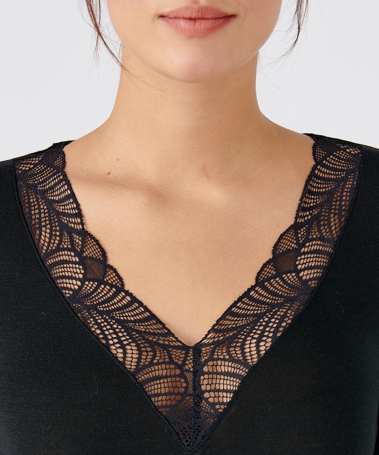 Damart T-Shirt Manches Longues Dentelle Thermolactyl Invi T-Shirt Femme (Lot de 1)