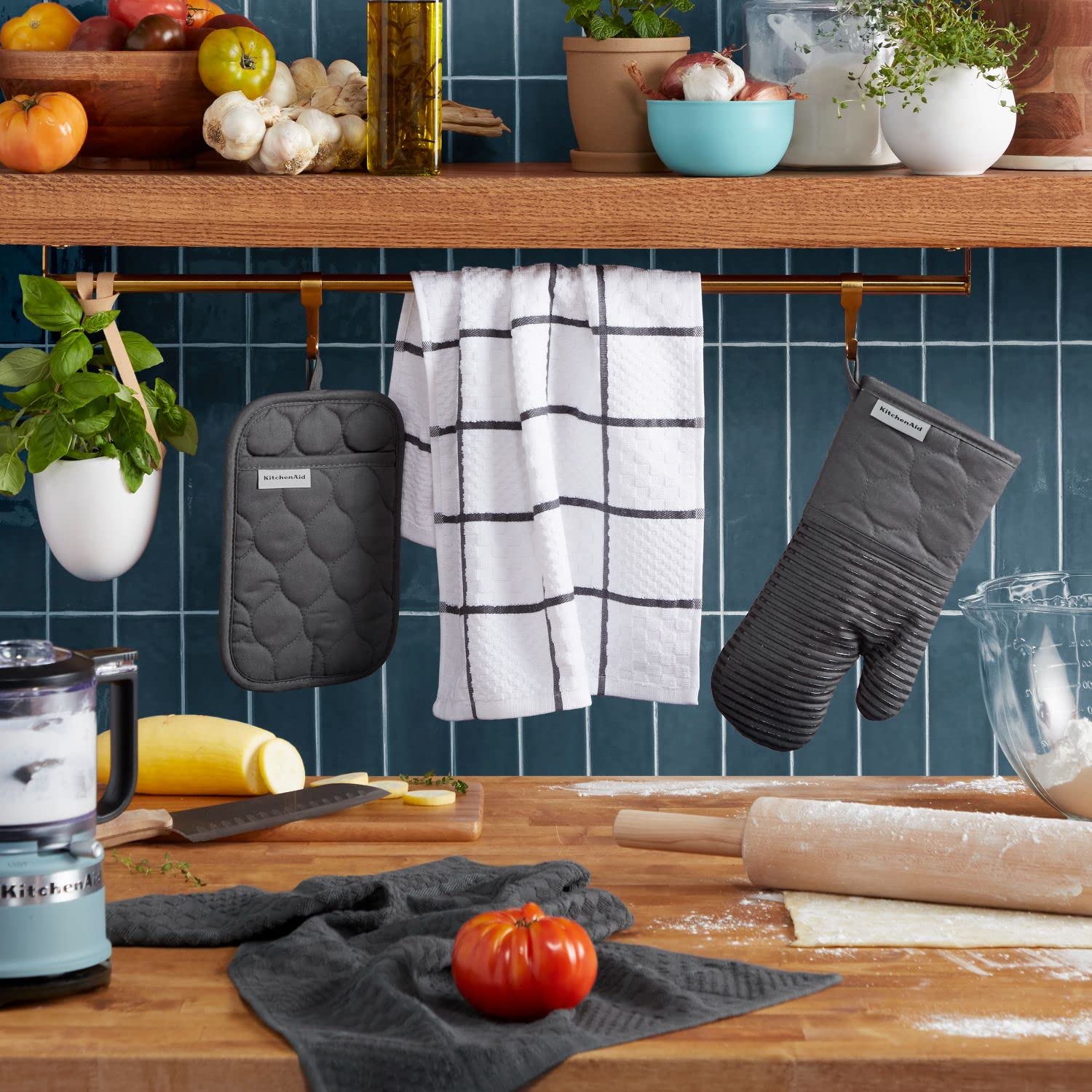 KitchenAid Heat Resistant, Cotton Polyester, Charcoal Grey, 16"x26", 7"x13" & 7"x10" - Image 2