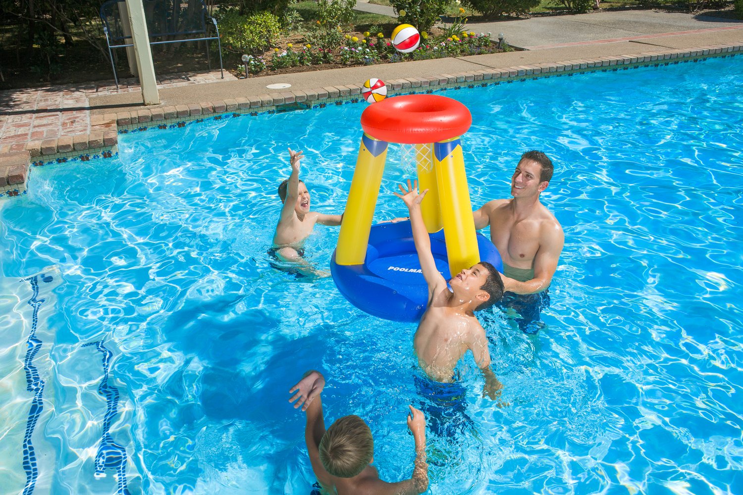 S.R. Smith SBASKCHA Swim N Dunk Challenge Basketball Residential Game