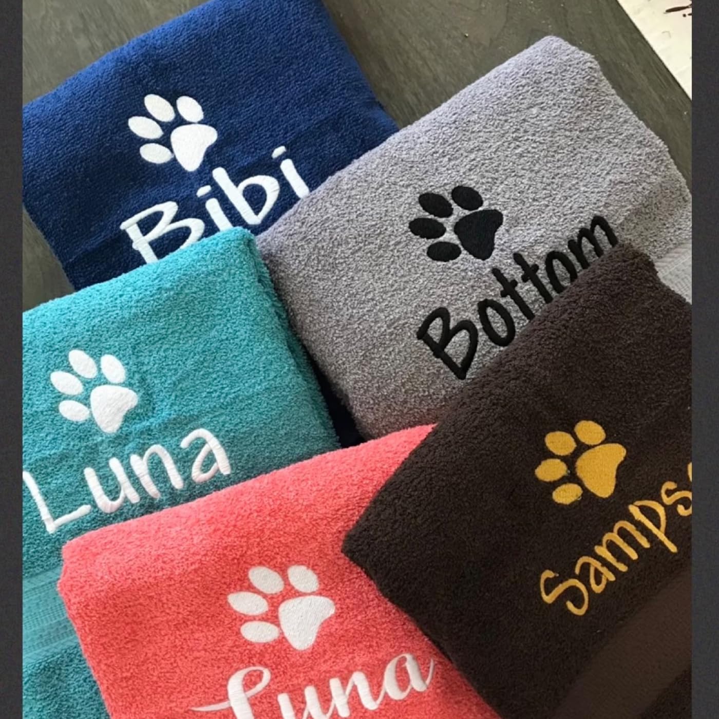 REEG Dog Paw Towel, Personalised Dog Towel, Paw Design, Pet Towel, Embroidery, Dog Gift, Custom Pet Towel, Dog Towel (70 * 140CM/27.6 * 40in)