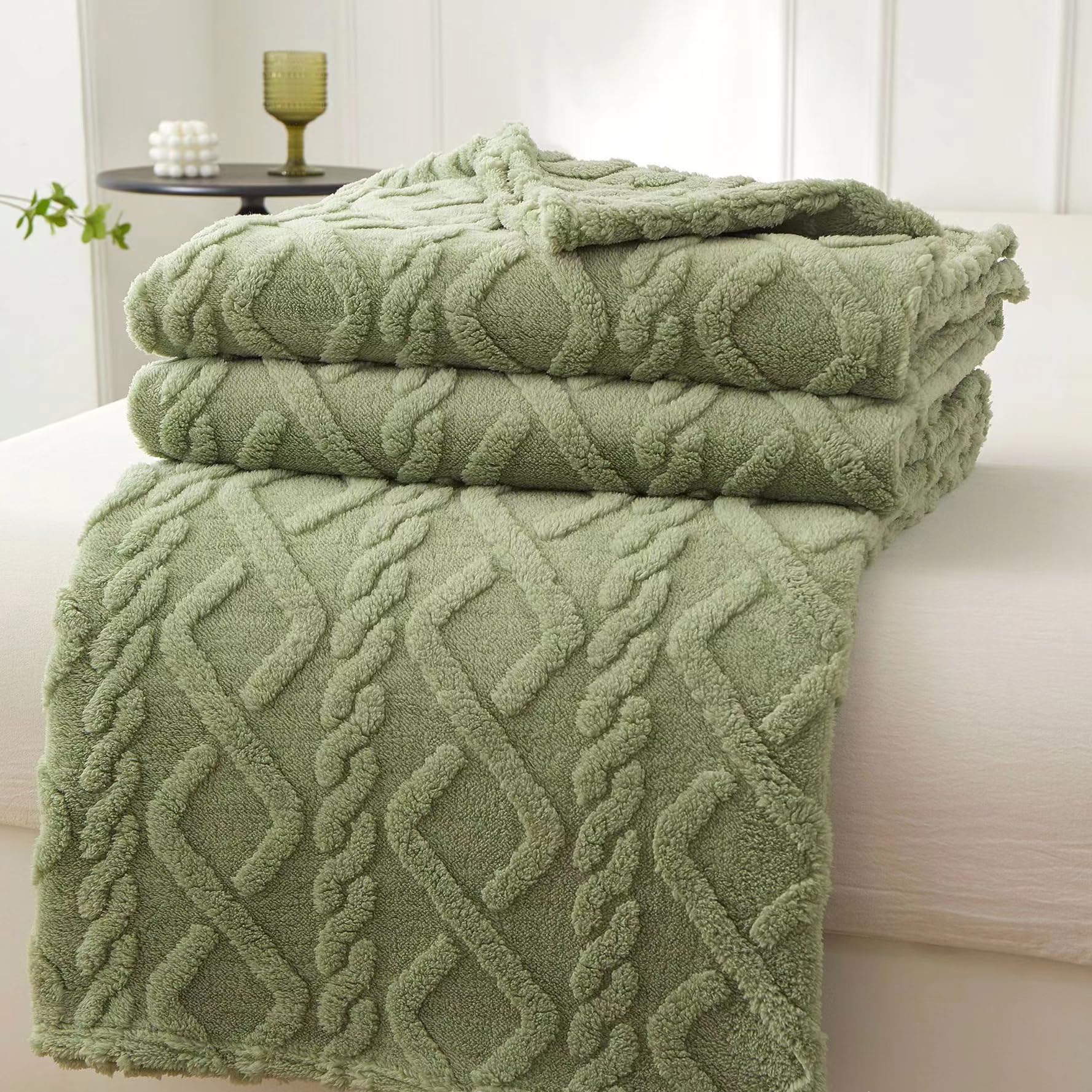 VANJOROY Fleece Blanket Large Throw for Sofa and Bed,400 GSM Lightweight Blanket, 100% Microfiber Fuzzy Soft Warm Cozy Fluffy Wool Throw for Bed,Couch,Travel.. (127×152cm, Sage Green)Global Recycled StandardGlobal Recycled StandardGlobal Recycled Standard