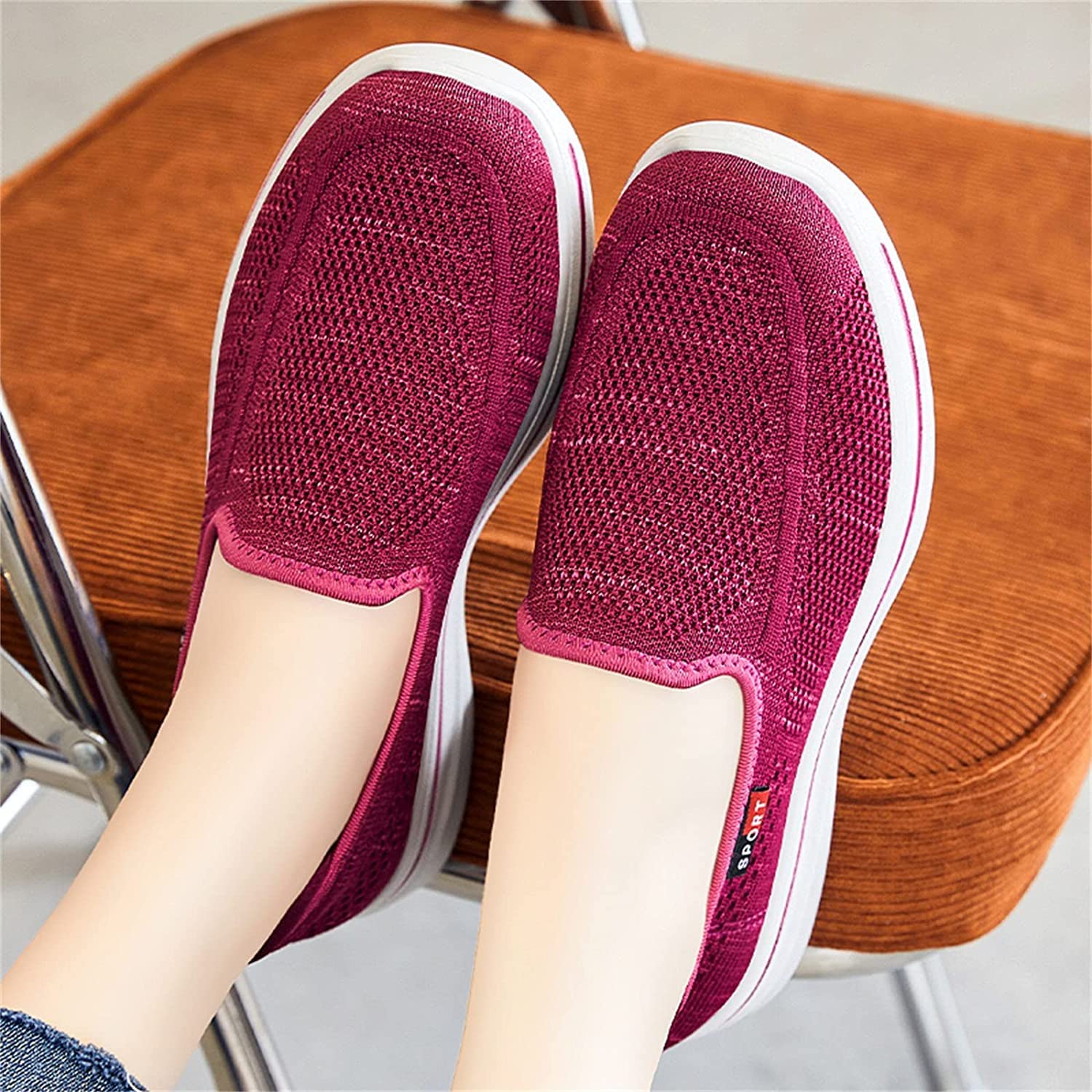 Damskie oddychające wsuwane buty do biegania, niskie buty tenisowe na co dzień lekkie trampki do chodzenia moda siatka antypoślizgowe buty do sukienki