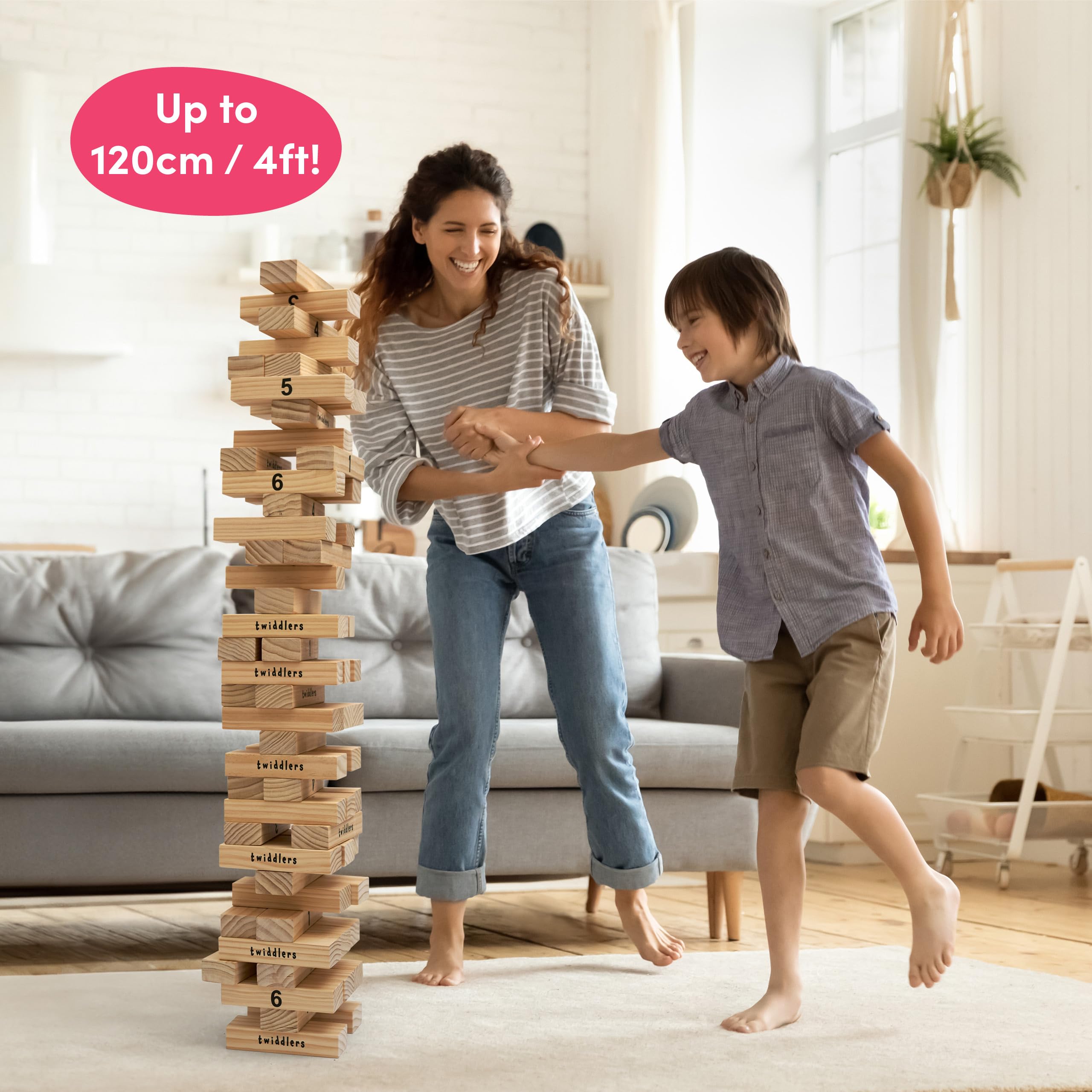 THE TWIDDLERS - Grand Jeu de pelouse, 64 Blocs en Bois de qualité supérieure, empilables jusqu'à 1,2 m de Haut - Jouets de Construction pour Enfants et Adultes, Mallette de Transport Incluse