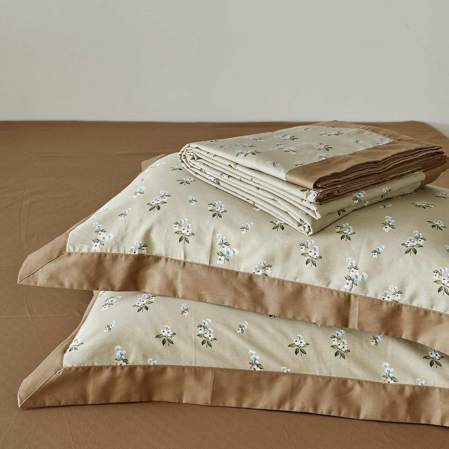 SUSYBAO Decorative Floral Duvet Cover King 100% Cotton 3 Pcs Set 1 Khaki White Flower Hemmed Duvet Cover with Zipper Ties 2 Pillow Shams Cute Green Botanical Bedding Set Soft