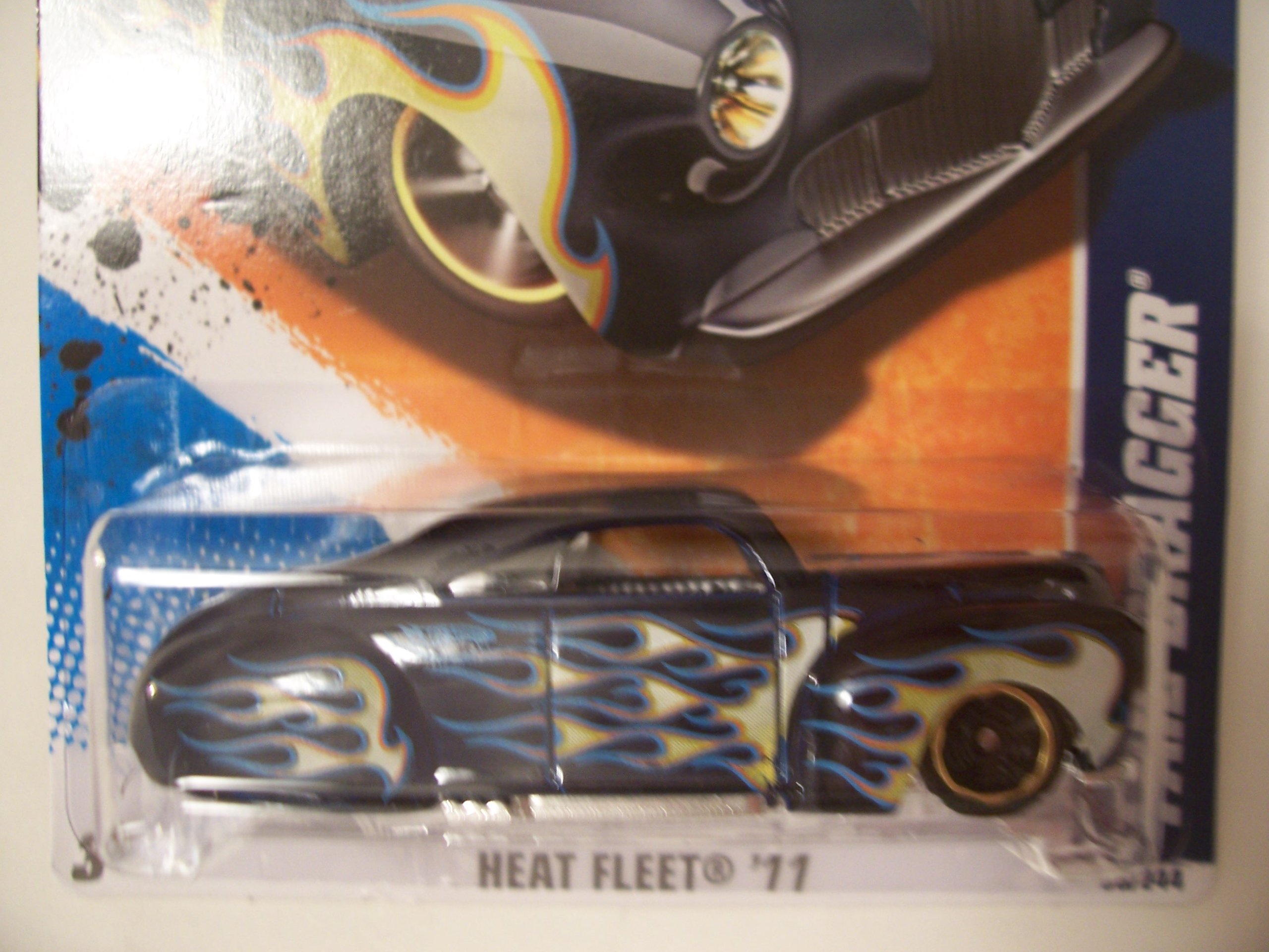 Amazon.com: Hot Wheels 2011 Heat Fleet 8/10 Tail Dragger