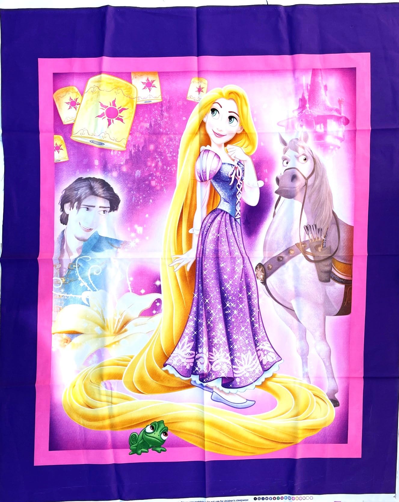 Rapunzel♡様 Amazon.com: Pascal Maximus Prince & Princess Rapunzel Fabric