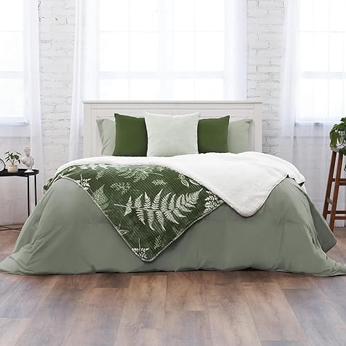 Vista 3 de Northwest Ashford Home - Manta acogedora de seda acanalada con sherpa Lynwood Botanical de 50 x 60 pulgadas Lynwood Botánico