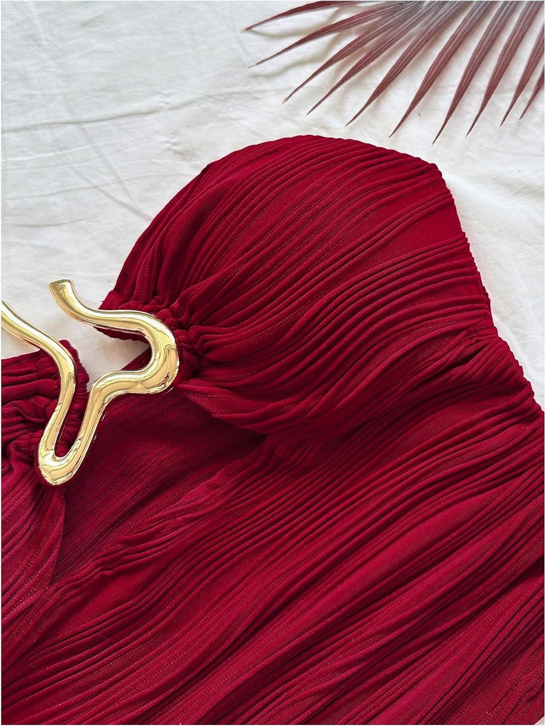 SOLY HUX Women's Summer Tube Tops Strapless Sleeveless Cut Out Ruched Bandeau Y2k Going Out Crop Top Plain Red X-Small - Image 5