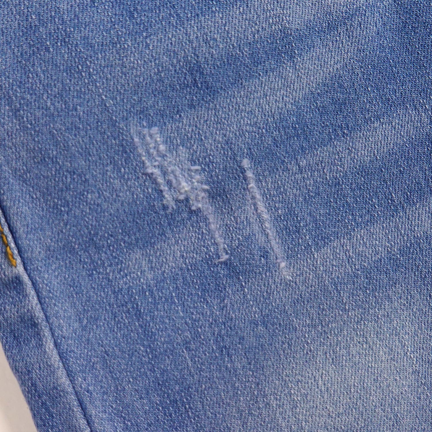 KIDSCOOL SPACE Jeans slim fit per bambini piccoli, salopette di jeans alla moda con taschino strappato