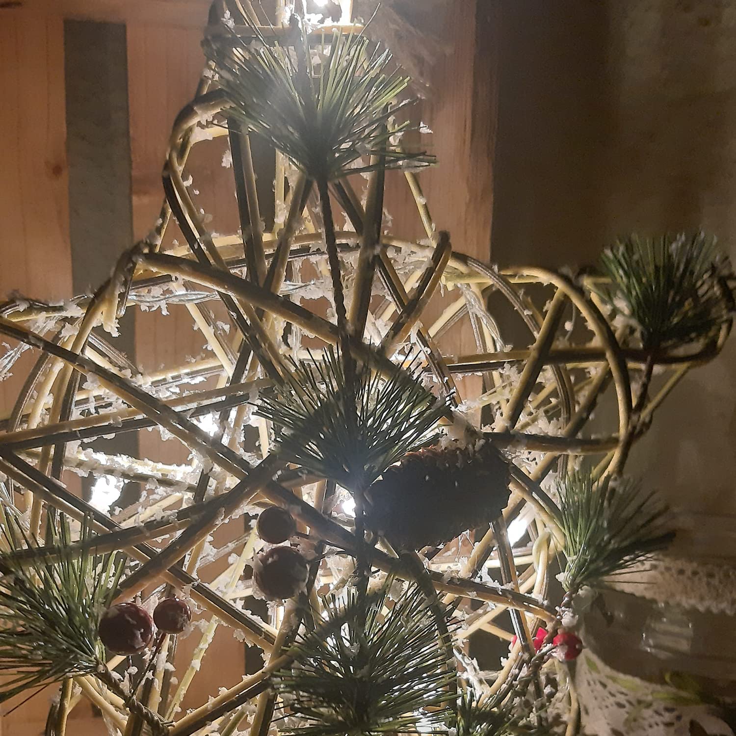 Estrella de 15 Led de Mimbre a Pilas de 40 cms