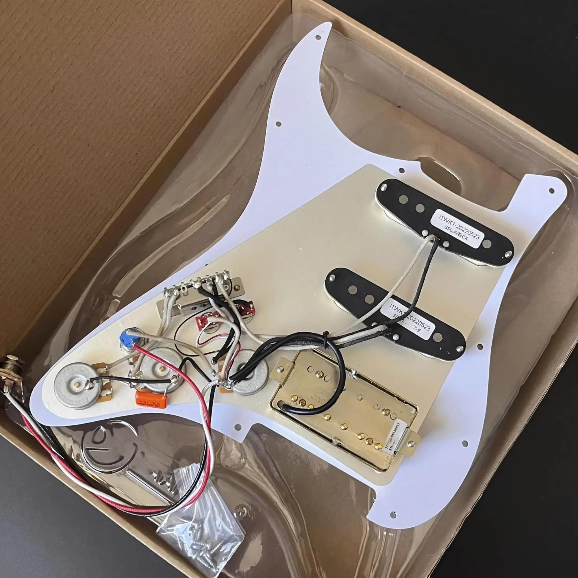 Principiante Golpeador Pastilla SSH-Juego De Golpeador ST Para Guitarra Precableada Pastillas Humbucker Alnico 5 Interruptor De Apagado División De Bobina Para Guitarras FD ST