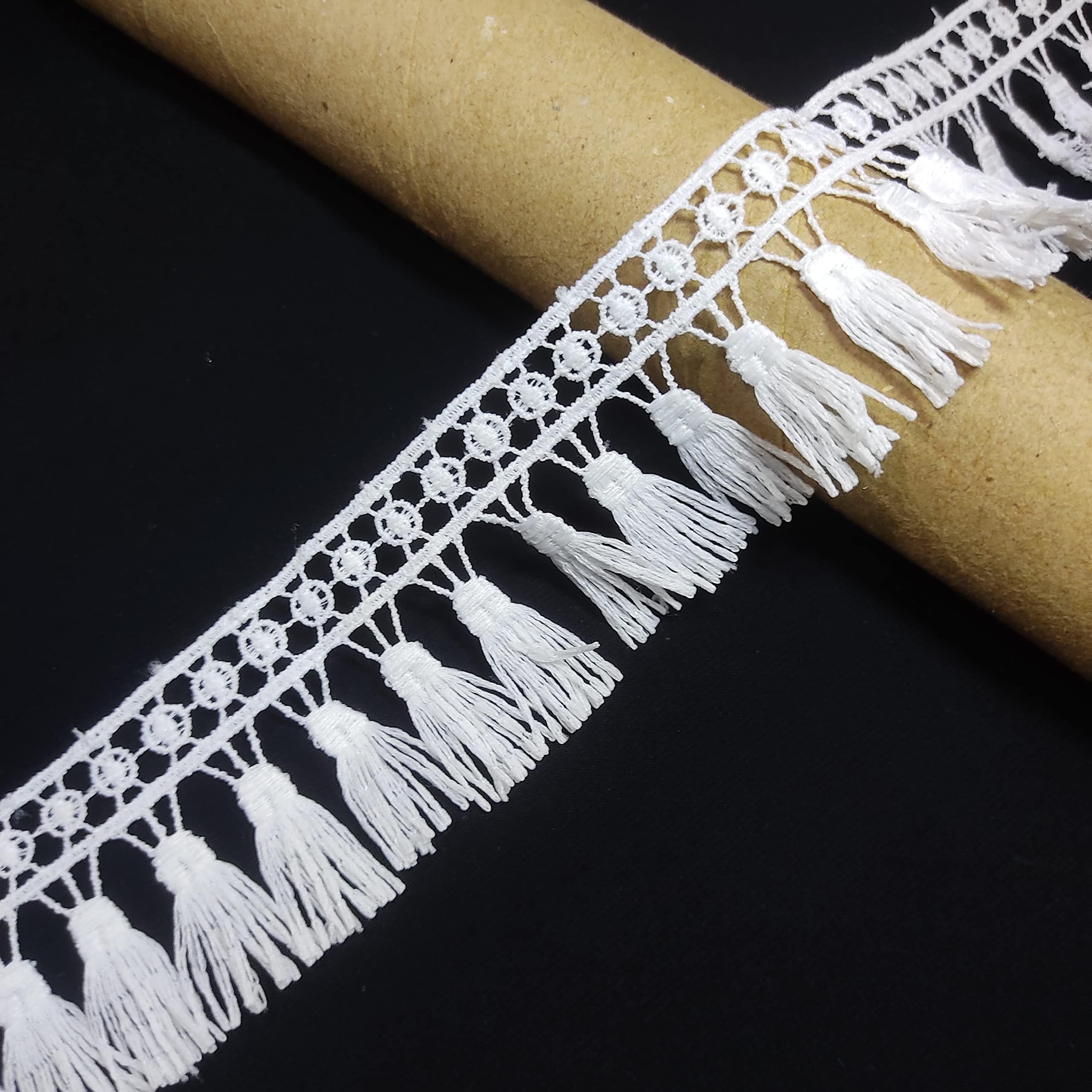 Emrish Enterprises White 9Mtr Tassel Lace&Border Material (W 5Cm)|Decoration Embroidery Tassel Lace Ribbon Fabric For Decor Saree Duppata Gown Top Dress Bridal Party Diy Clothing/Accessory