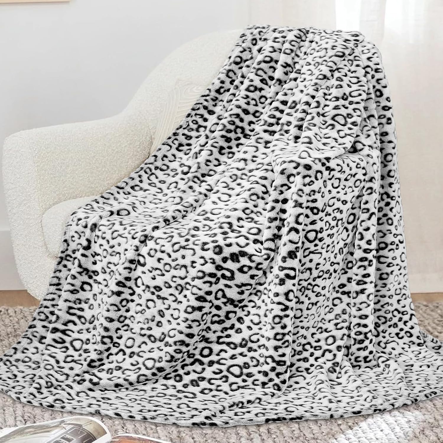 Black Blanket Twin Size, Lightweight Soft Fuzzy Cozy Plush Twin Cheetah Print Fleece Throws for Bed Couch Home Bedroom Dorm Decor All Season 60" x 80" - Image 4