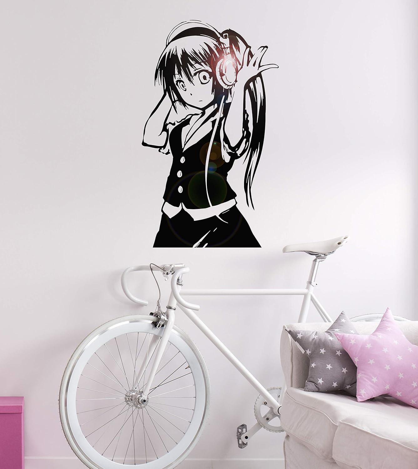 Vinyl Decal Oriental Girl Headphones Anime Manga Music Wall Stickers (ig366) (S 11 in X 17.1 in)