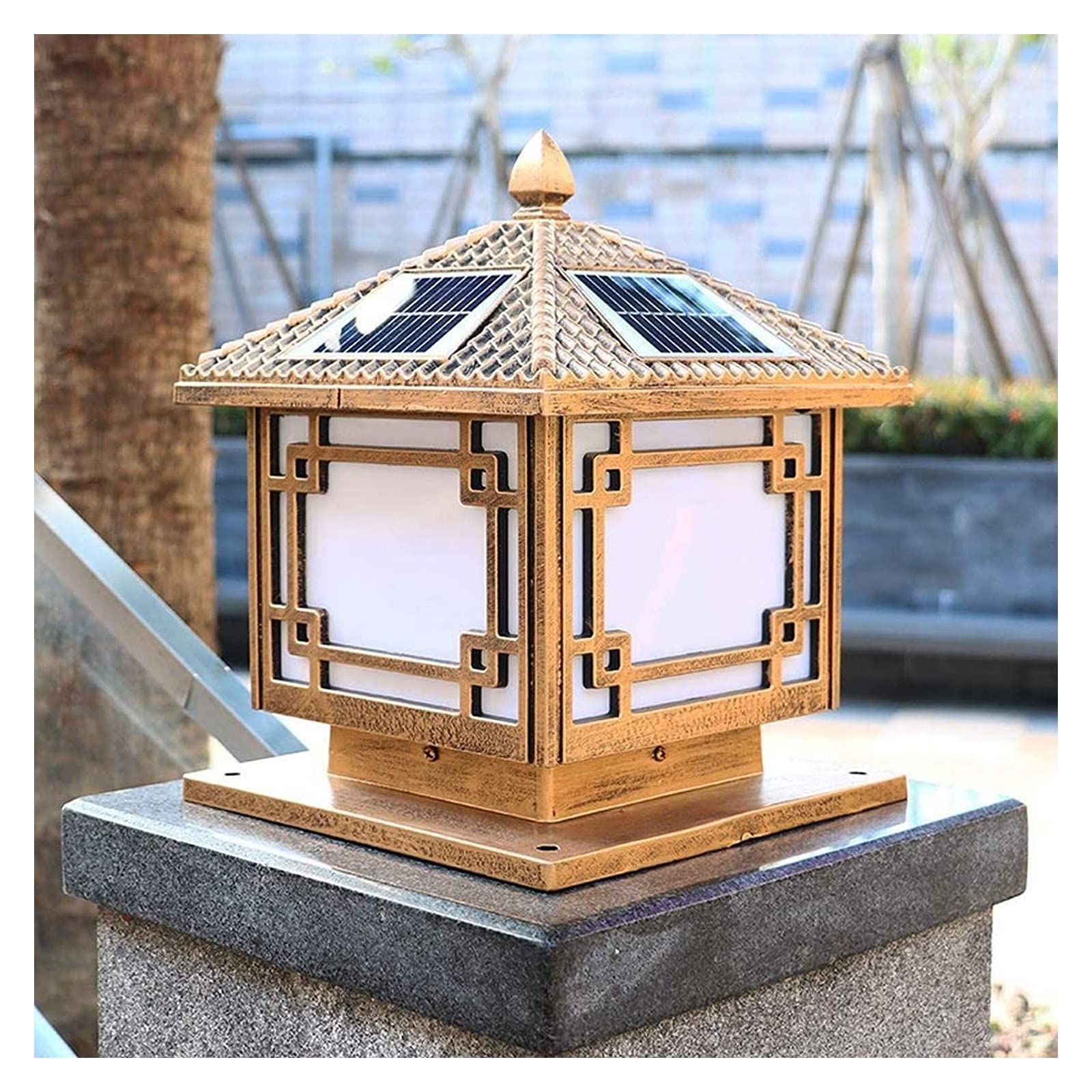 Lanterne carrée traditionnelle de style japonais pour cour