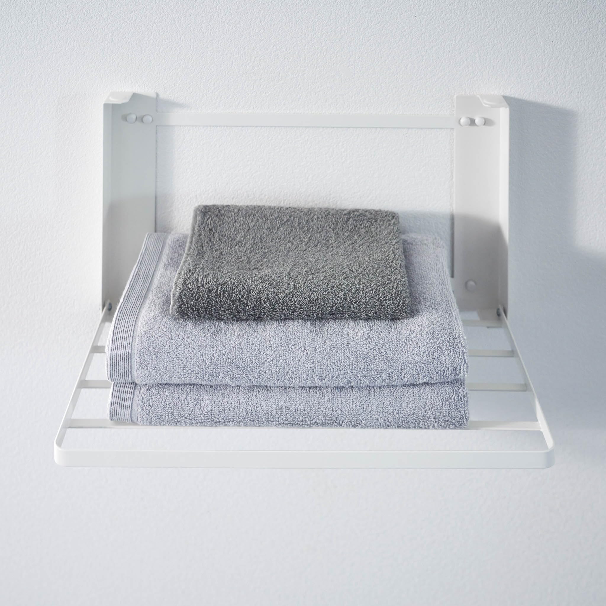 YAMAZAKI 8142 Tower Klappbare Ablage, weiß, Stahl/Magnet/Silikon, minimalistisch, 26 x 41 x 25,5 cm