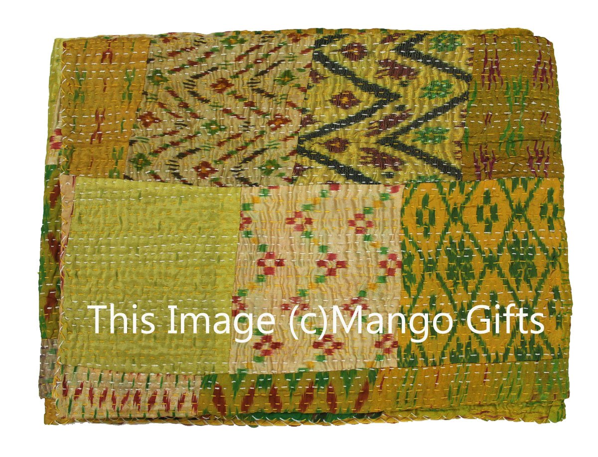 Couvre-lit en soie Kantha jaune de style ancien réchauffe l'atmosphère de votre foyer