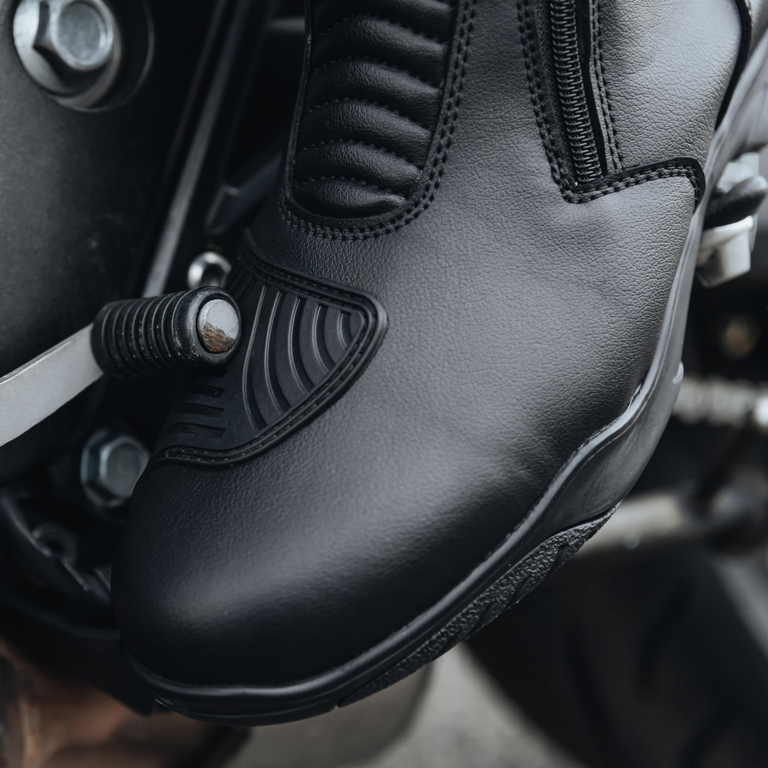 REBELHORN Rio Botas de Moto Hombre y Mujer | Cuero PU | Membrana Hipora | Protectores de Tobillo | Dos Cremalleras Largas | Plantillas Antibacterianas | Elementos Reflectantes | Tallas hasta 48