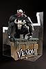 McFarlane Toys - Marvel Venom 1:6 Scale Collectible Scene & Comic Venom #5