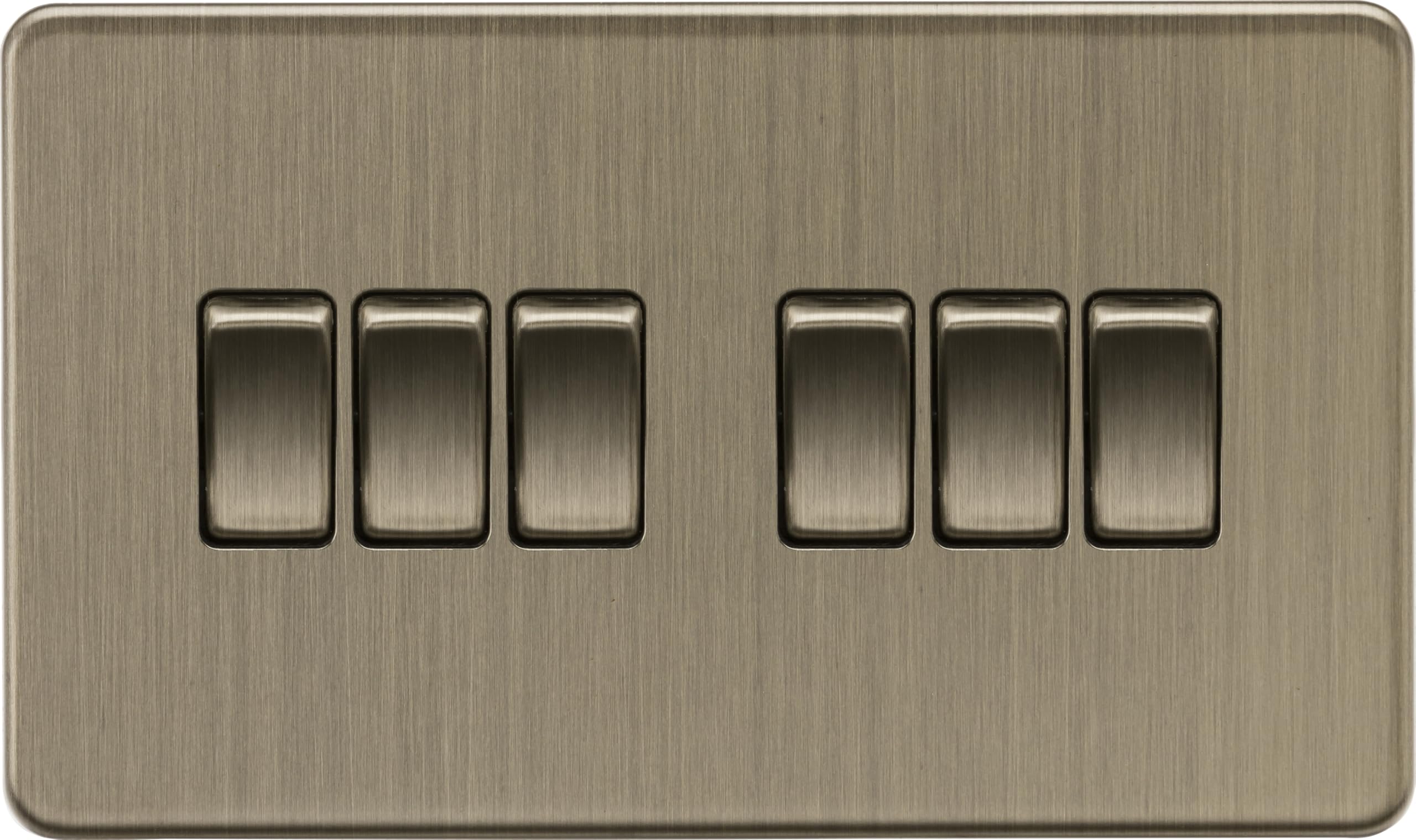 Knightsbridge 10AX 6G 2-Way Switch - Antique Brass