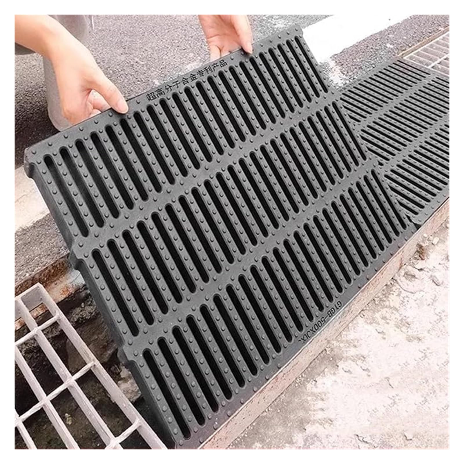 Czarna osłona odpływowa – łatwe cięcie i wkładanie, ruszt do wykopu o grubości 0,8–1,2 cala na parking, twarz, do ogrodu i chodników (40 x 25 x 2,5 cm) – i wszechstronny drenaż Solut