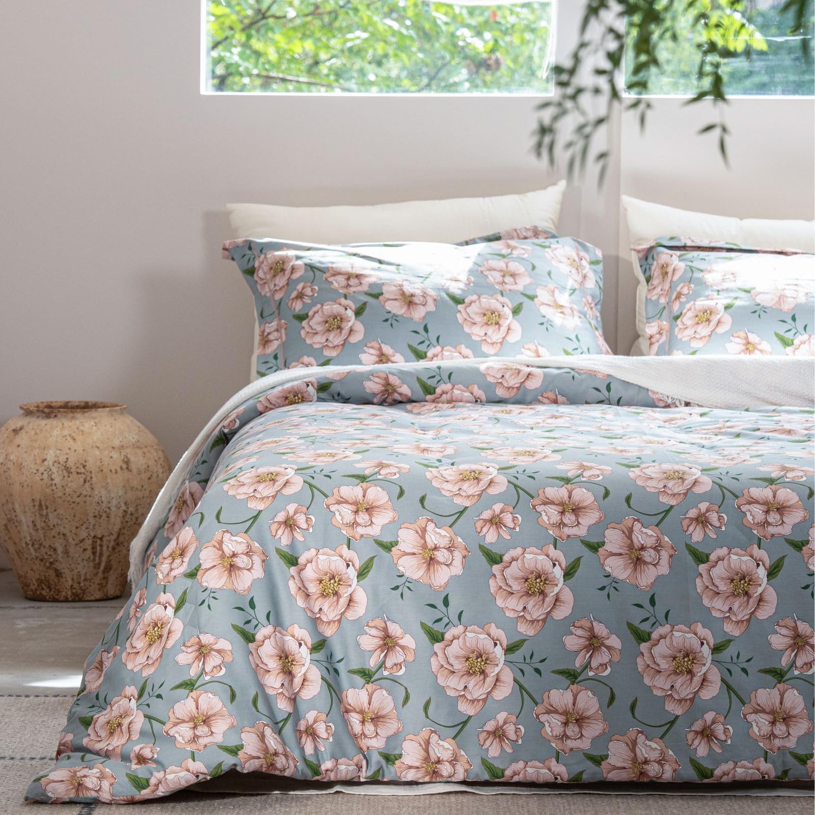 Photo 1 of OIKETI Cotton Comforter Queen Size Set – White Blue Floral Cotton Shell Bedding, Soft & Breathable, All-Season Down-Alternative Fill, Includes 1 Comforter & 1 Pillow Sham
