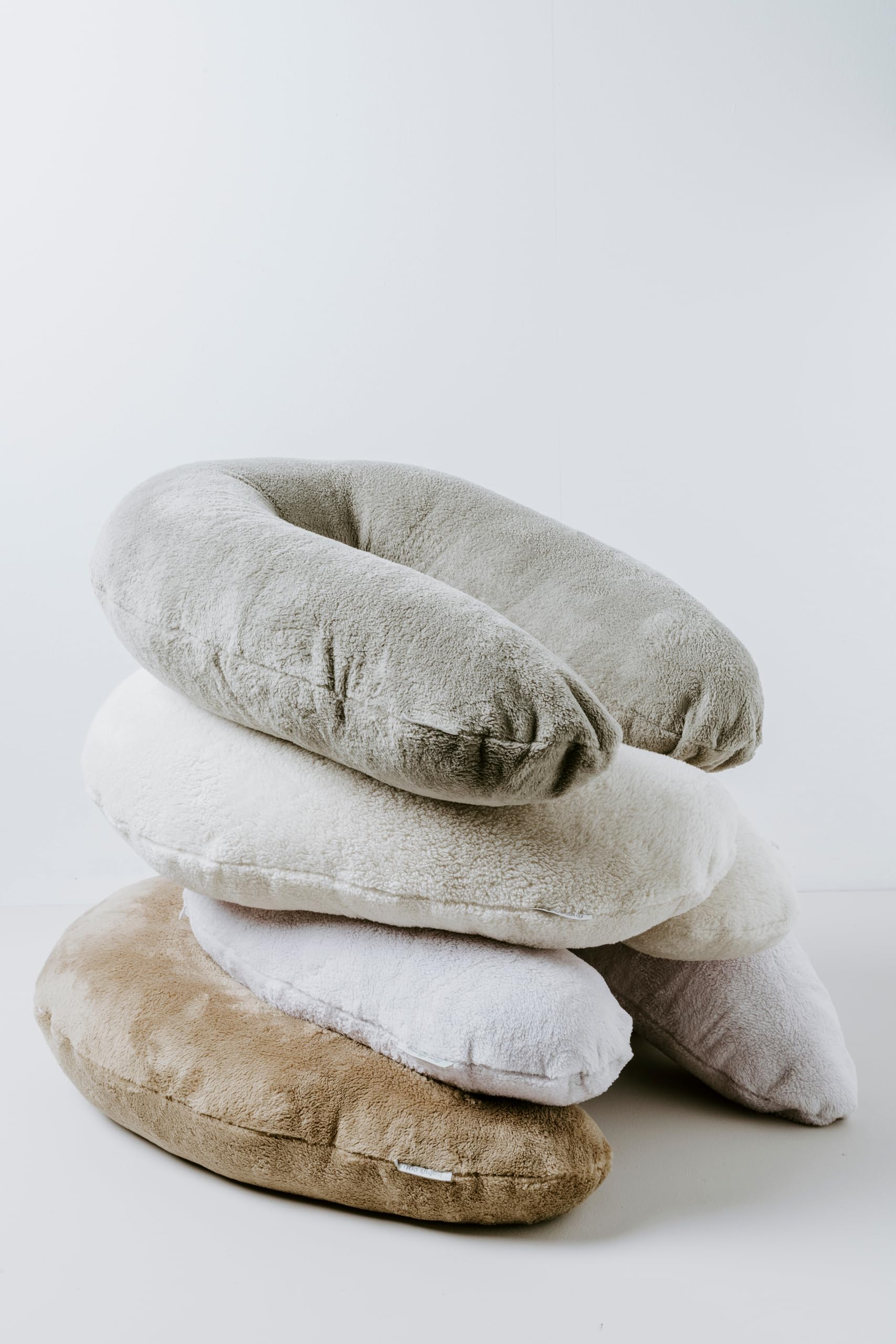 Baby's Only - Stillkissen XXL Cozy - Schwangerschaftskissen zum Schlafen - Seitenschläferkissen mit Bezug - Plüschmond Komfortkissen Erwachsene - Dusty Grey - 160 cm