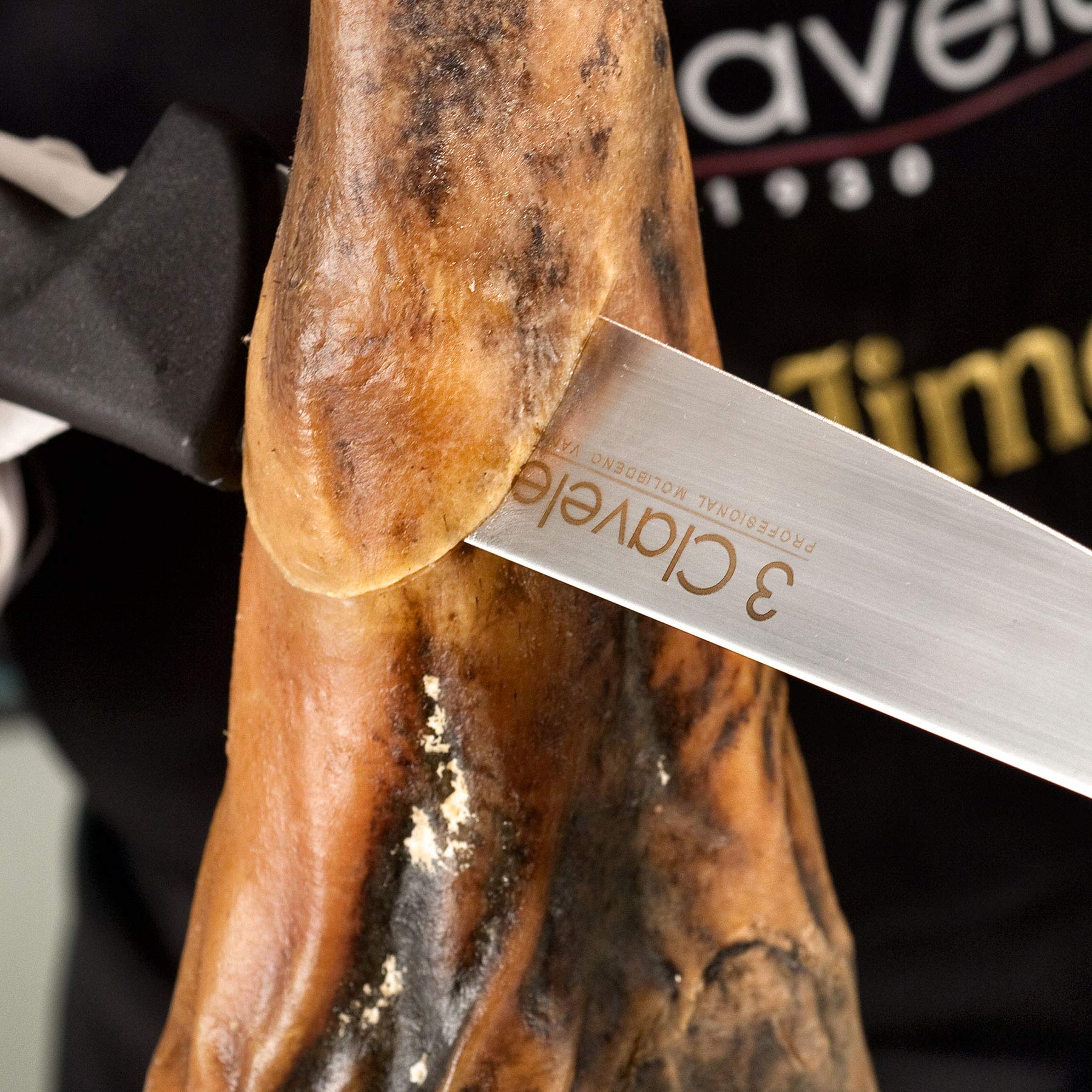 3 Claveles Set de 3 Corte de Jamón Profesional, Incluye Cuchillo Carnicero, Deshuesador y Jamonero Alveolado, Chaira y Estuche Portacuchillos, Tela, Negro, 0 cm