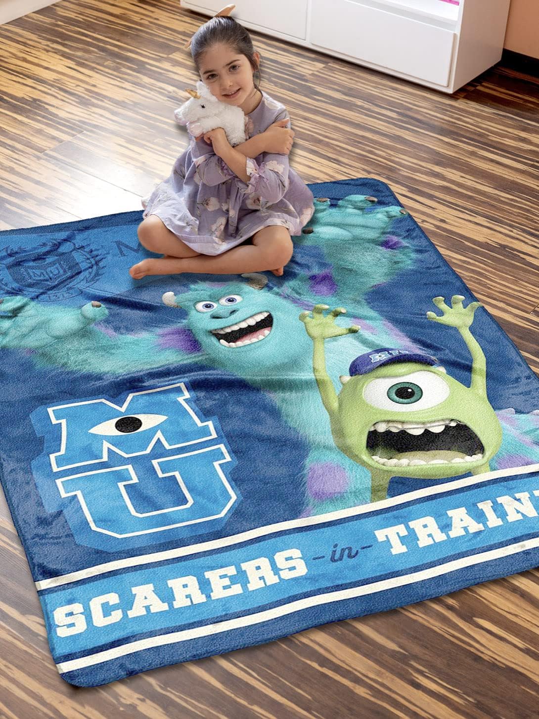 Disney Monsters Inc University Scarers in Training Micro Raschel Throw Blanket 46"x60" (116cm x 152cm) - Image 3