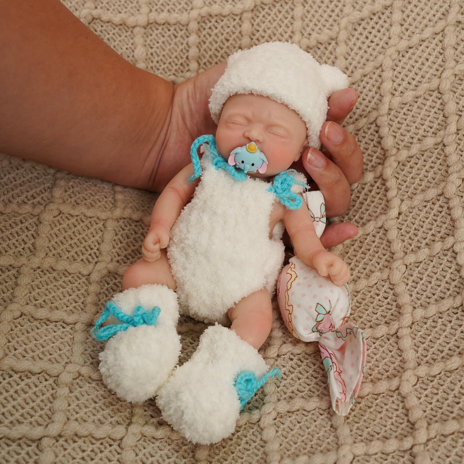 Lifelike Reborn Baby Doll - 7" Mini Full Platinum Silicone Realistic Newborn Baby Doll, Non-Vinyl Doll, Washable Reality Doll Baby with Feeding Kit & Gift Box-Girl