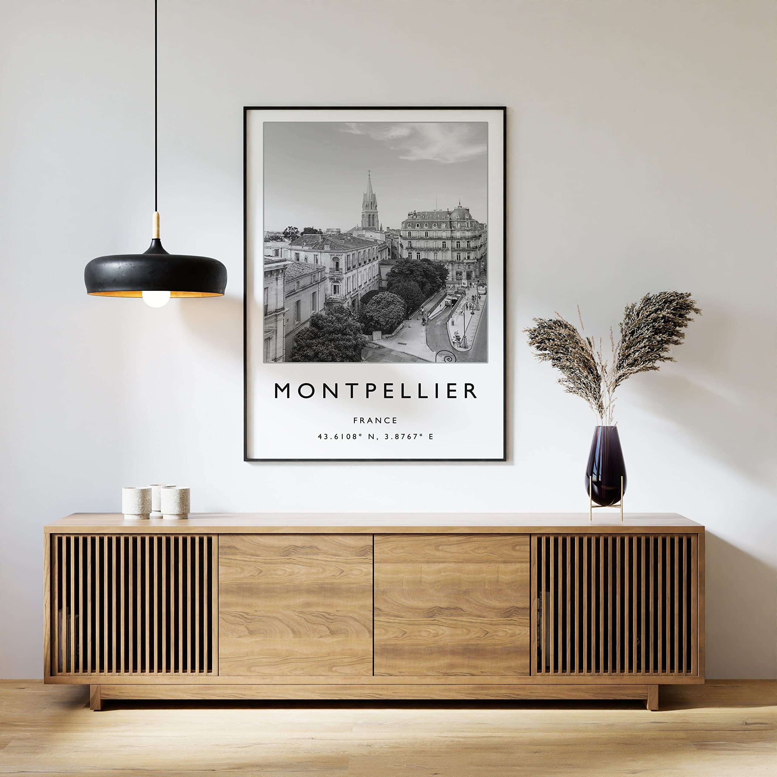 Montpellier Poster, Montpellier Wall Print, France Wall Art, Travel Decor, Minimalist Wall Art, Travel, Montpellier Poster. 189