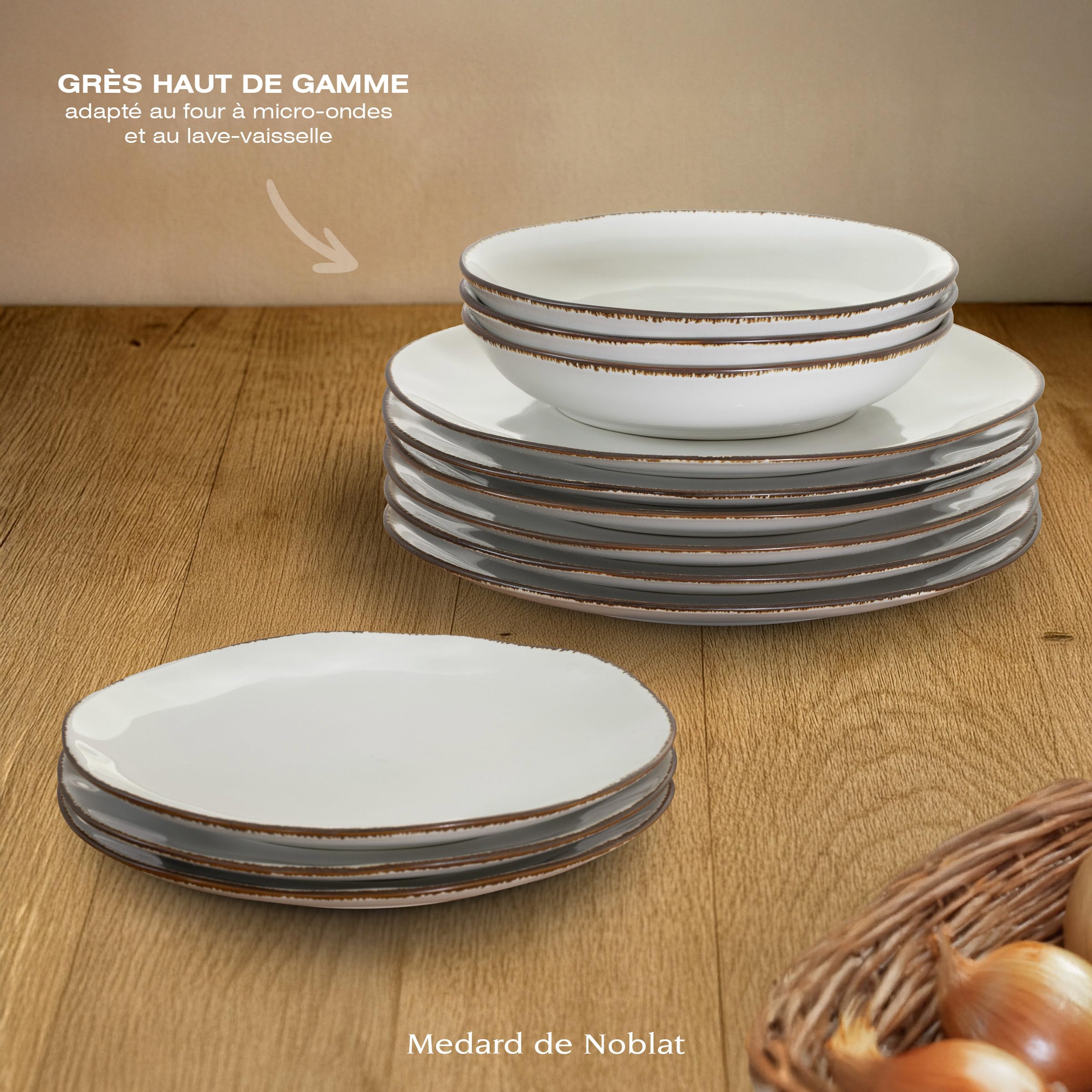 Médard de Noblat - Service vaisselle - Nelly - Grès - Lot de 18 assiettes - Blanc