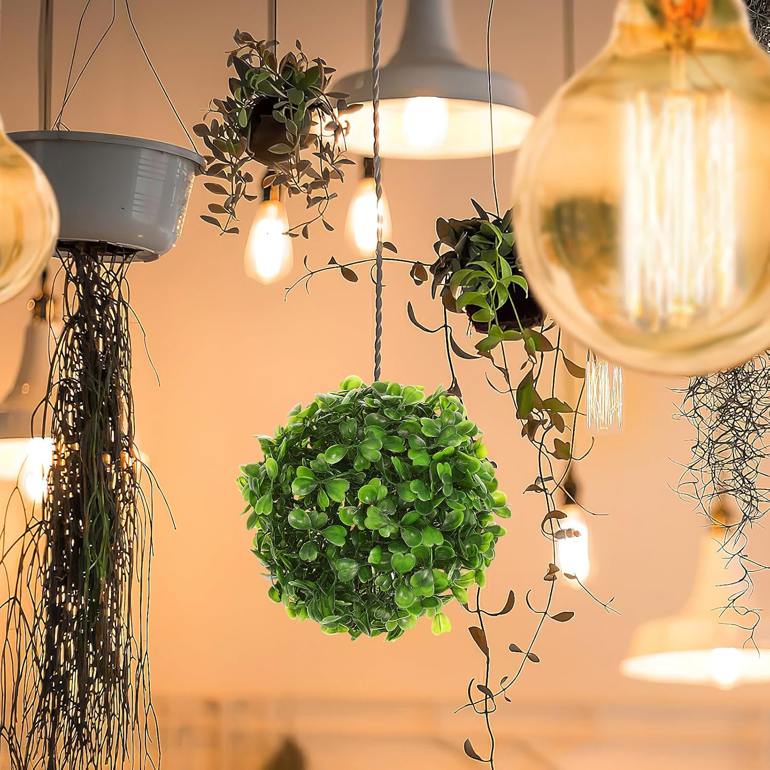 FOMIYES Green Balls Artificial Green Plant Decorative Balls: 6pcs 10cm Faux Boxwood Topiary Ball Round Greenery Globe Plant for Home Outdoor Indoor Wedding Garden Decor Garden Spheres