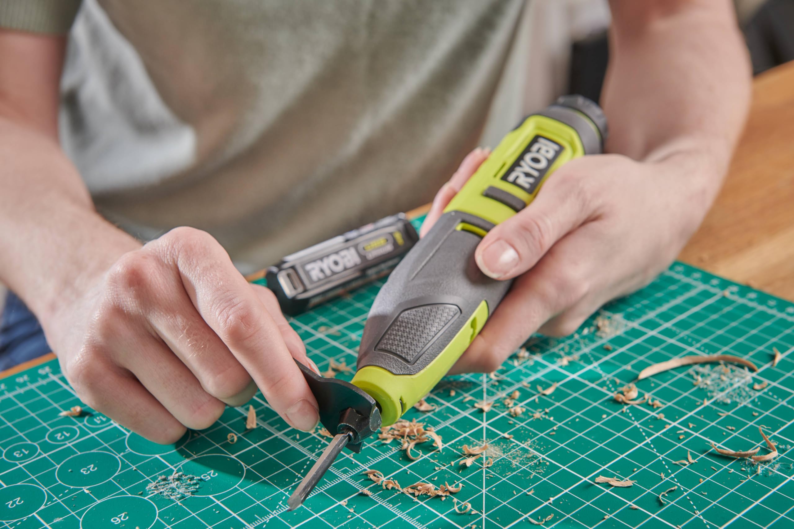 Ryobi RPC4-120G 4V Bezprzewodowe Narzędzie do Przecinania, Zasilanie 1x4 V 2,0 Ah