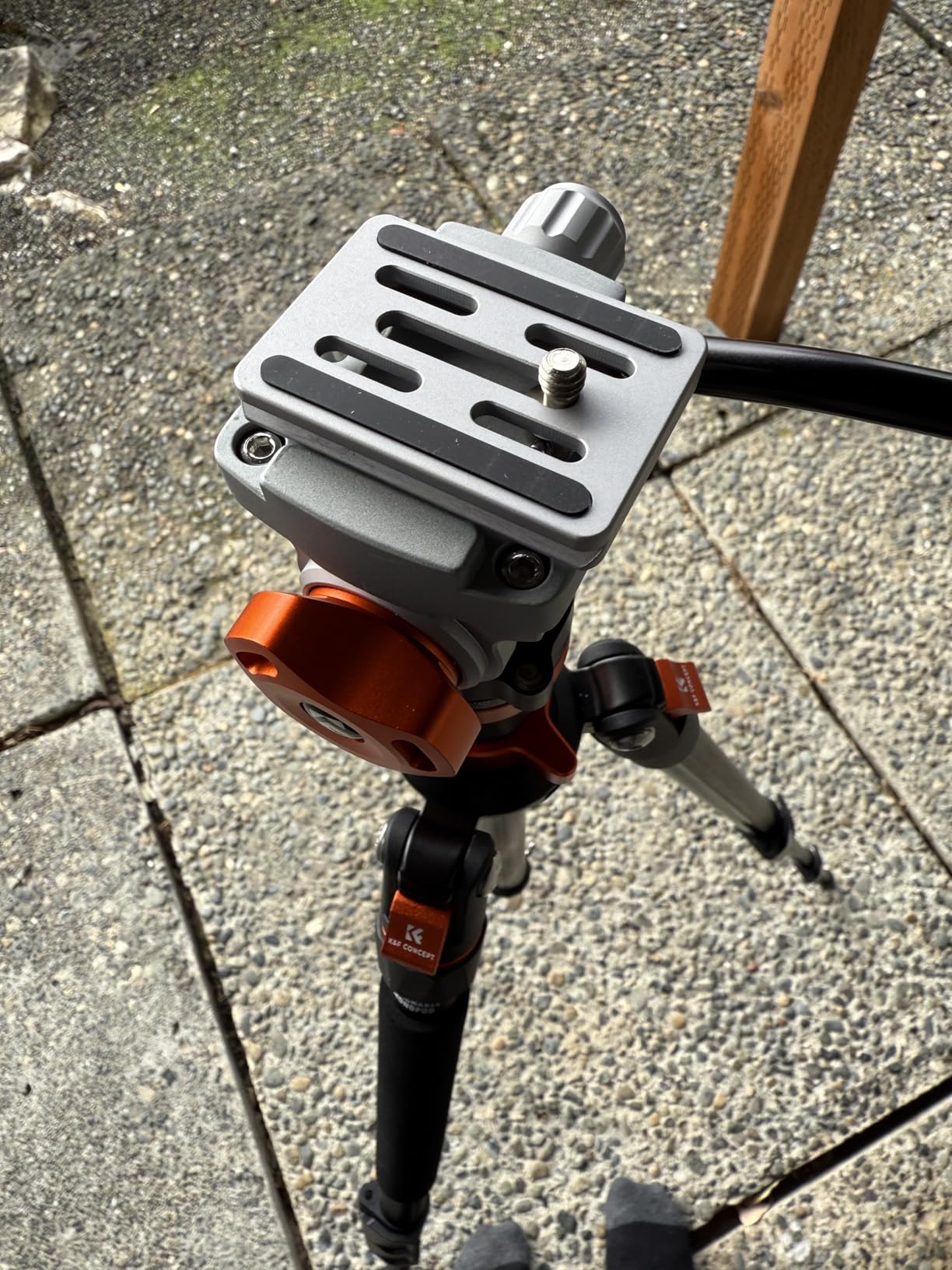 Fantastic, quality yet affordable video tripod! A winner!!