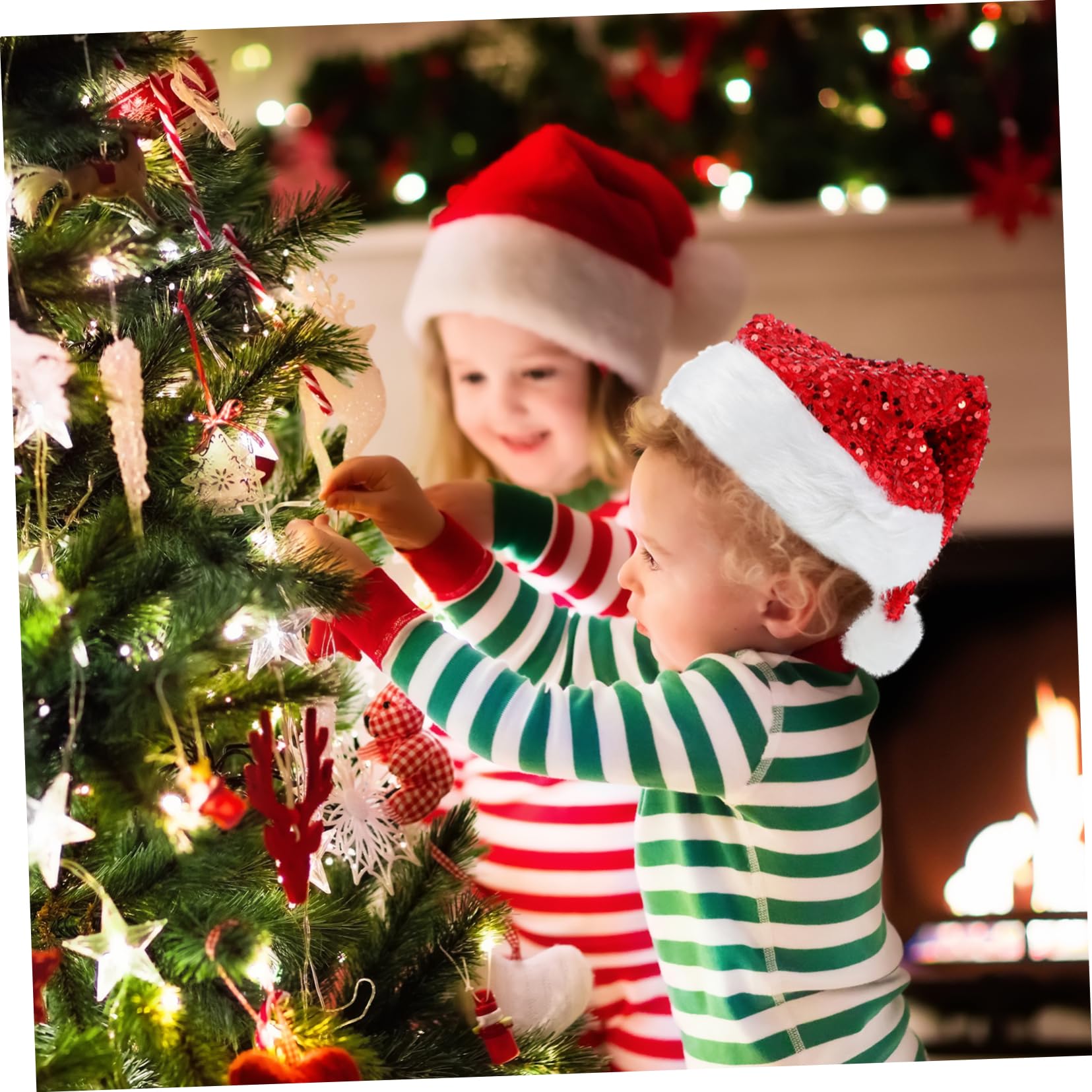 Abaodam 5stücke Merry Christmas Plüschmütze Mit Funkelnden Pailletten Rote Weihnachtsmütze Für Erwachsene Festliche Kopfbedeckung Für Partys Winterfeiern Und Besondere Anlässe